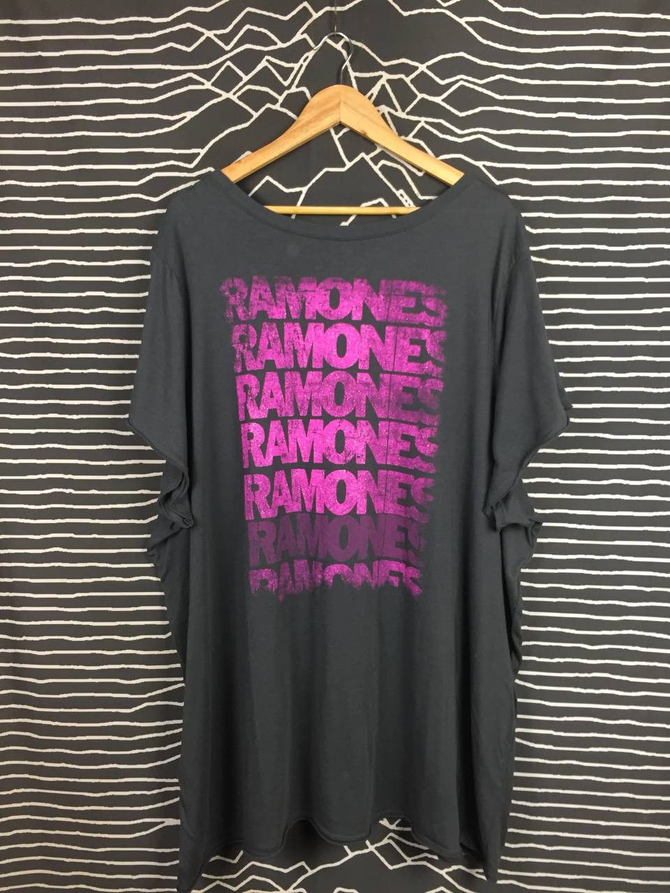Band Tees Ramones Rocket To Russia Oversized Graphic Dolman Tee Size XXL / US 16-18 / IT 52-54 - 8 Thumbnail