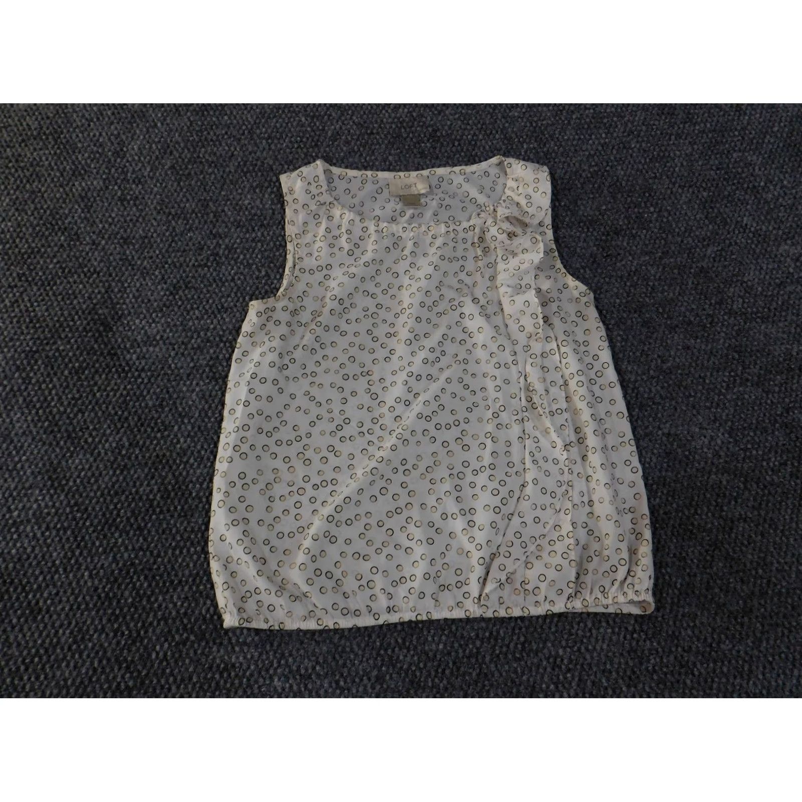 Ann Taylor Ann Taylor Loft Blouse Shirt Petite XS White Polka Dot Sleeveless Round Neck Pullover Casual Women's Top Size XXS / US 00 / IT 34 - 2 Thumbnail