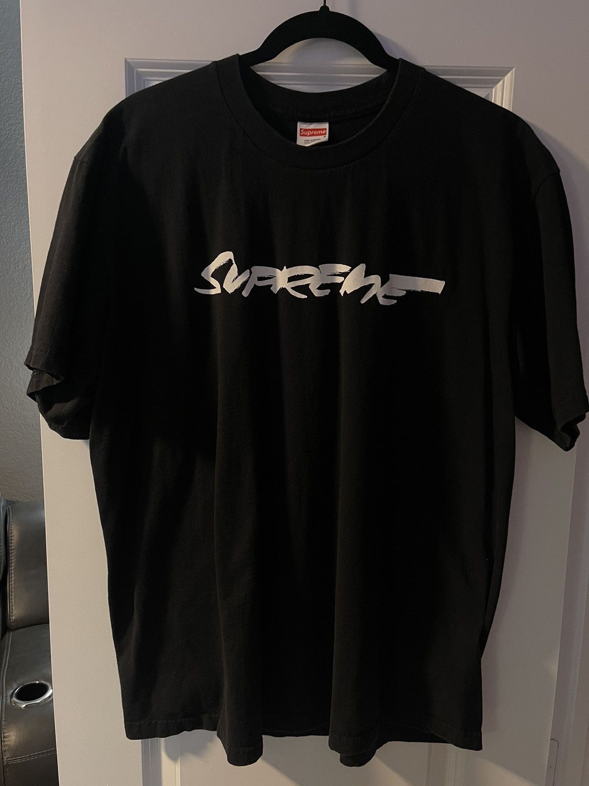 ★20AW WEEK1★Supreme Futura Logo Tee Supreme Futura Logo Tee Ash Grey Men's - FW20 - US
