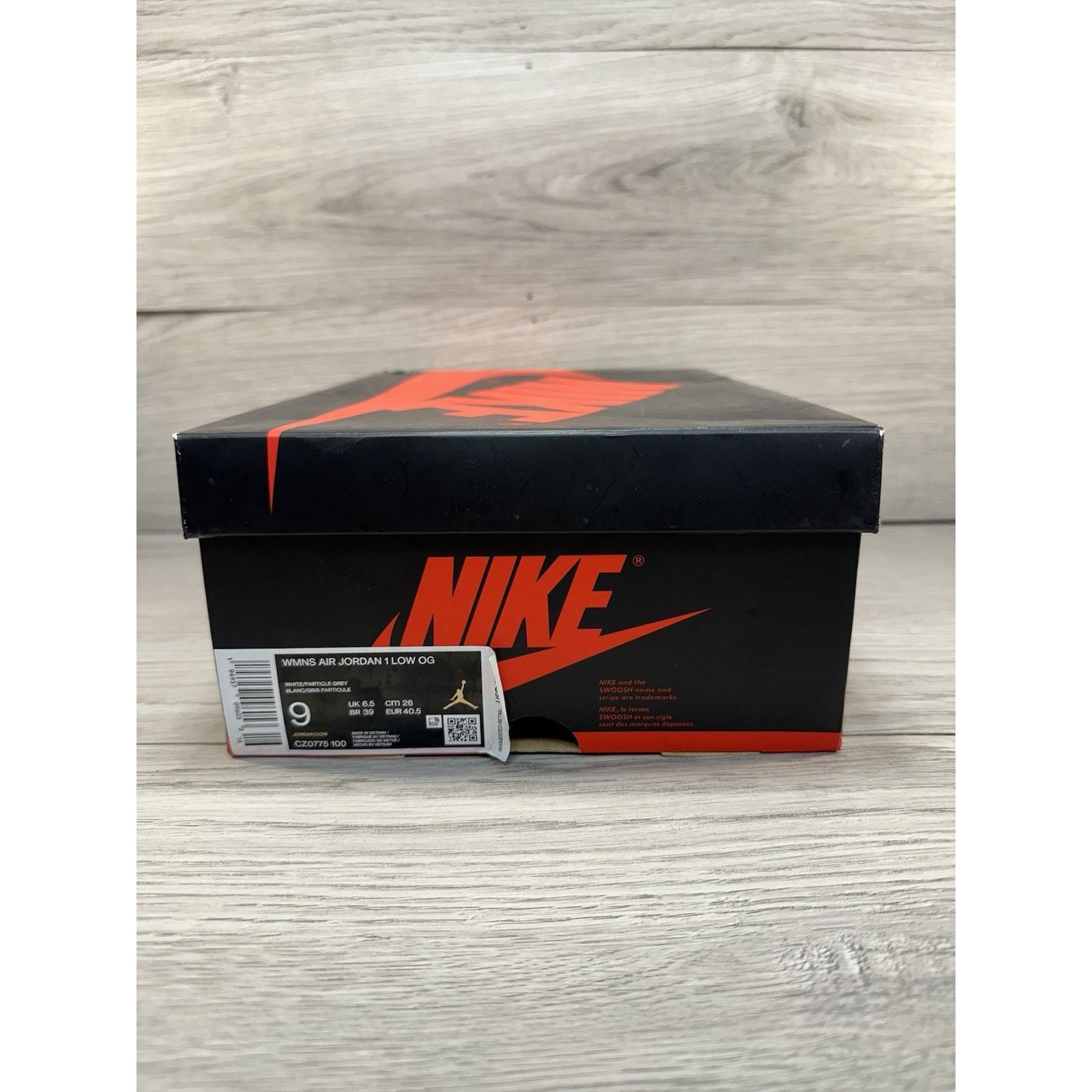 Jordan Brand Air Jordan 1 Retro OG Low Neutral Grey W - Size 9w/7.5m Size US 9 / IT 39 - 8 Thumbnail