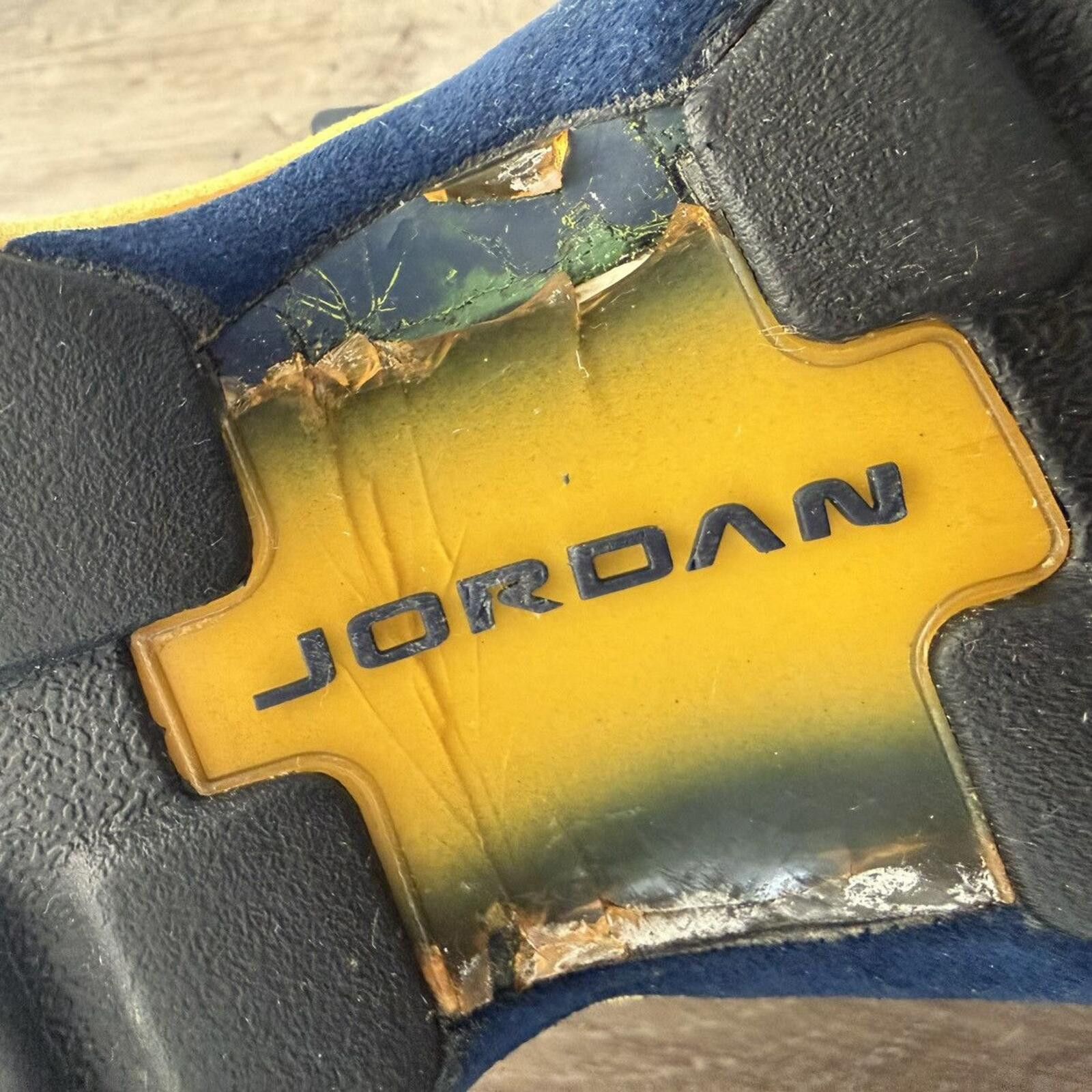 Jordan Brand NIKE • JORDAN Trunner "Midnight Navy Yellow Streak" (13M) Size US 13 / EU 46 - 7 Thumbnail