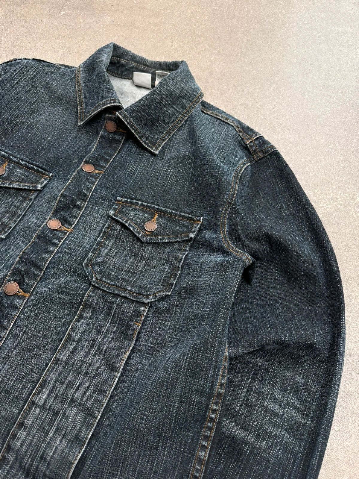 Armani Exchange Armani Exchange denim jacket archive faded Hedi Slimane type Size US L / EU 52-54 / 3 - 5 Thumbnail