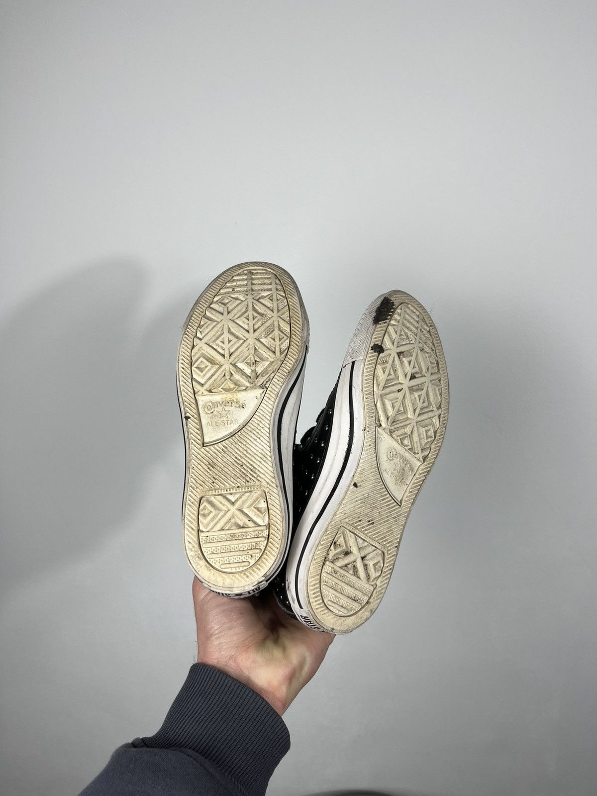 Converse Converse Chuck Taylor All Star Leather Studded High Top 37.5 Size US 7 / IT 37 - 8 Thumbnail