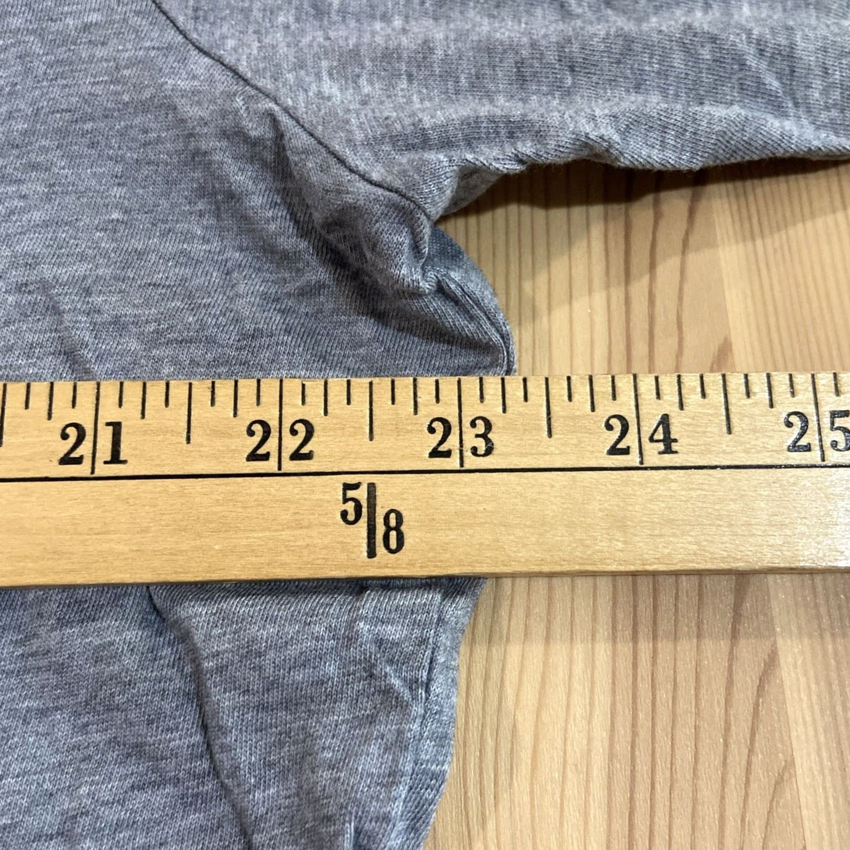 TravisMathew Travis Matthew Shirt Men’s XL Gray Short Sleeve Box Logo Size US XL / EU 56 / 4 - 5 Thumbnail