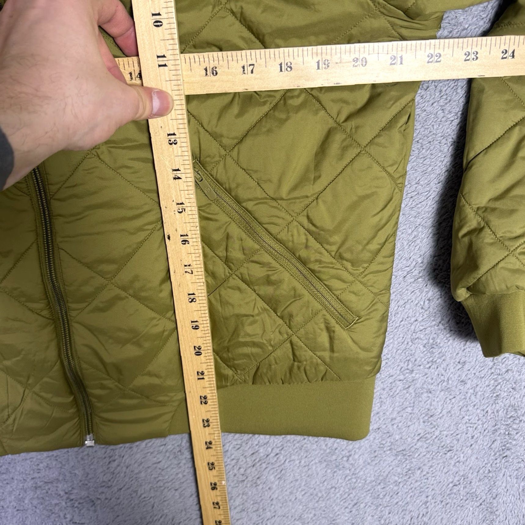 Lululemon Lululemon Bomber Jacket Reversible Puffer Womens 12 Lightweight Glyde Navy Green Size XL / US 12-14 / IT 48-50 - 7 Thumbnail
