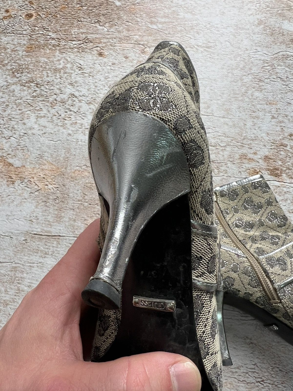 Guess × Vintage GUESS vintage canvas belted heels Size US 7 / IT 37 - 7 Thumbnail