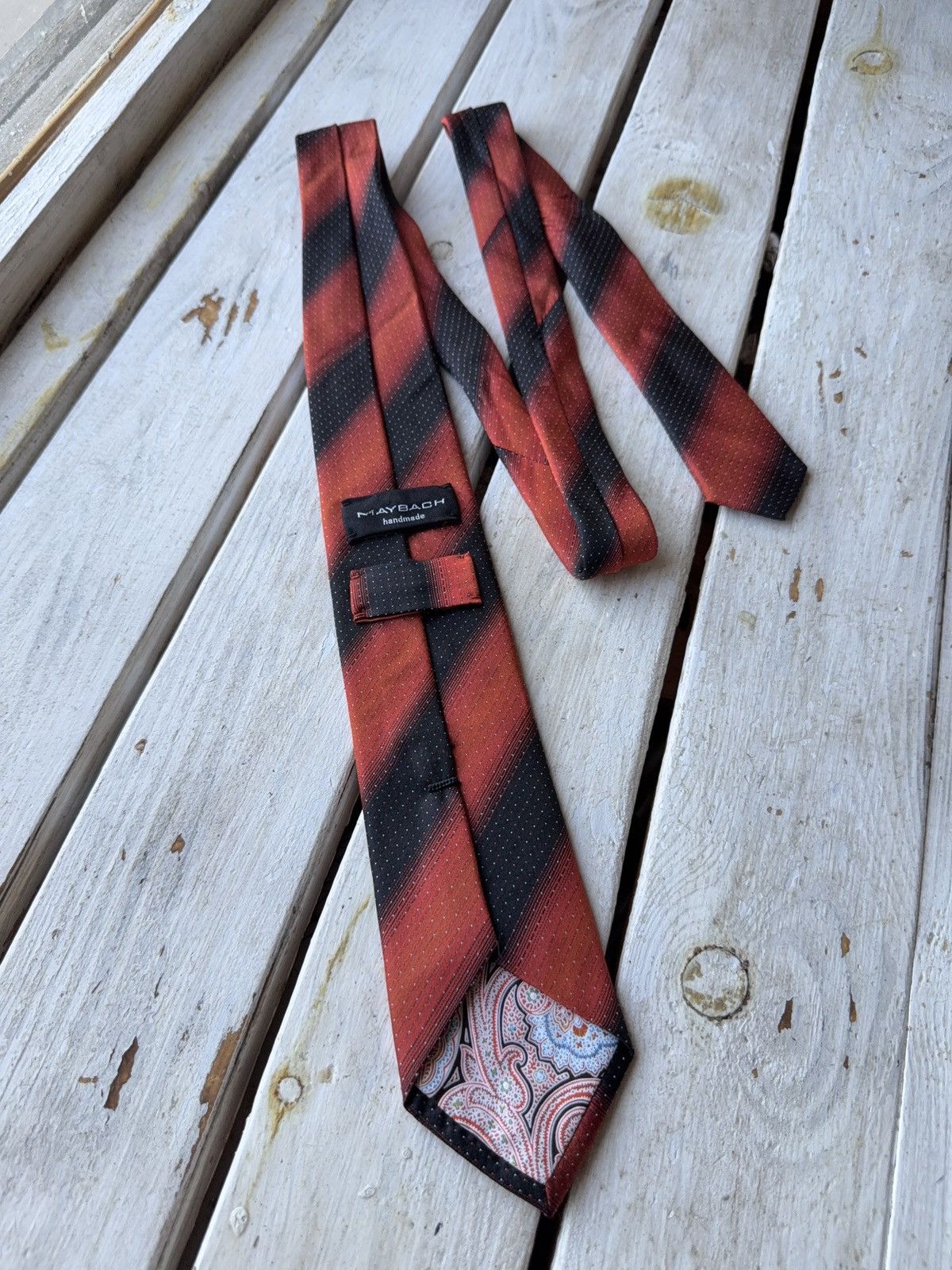 Mercedes-Benz Maybach Designer Tie – Luxury Striped Menswear Accessory Size ONE SIZE - 7 Thumbnail