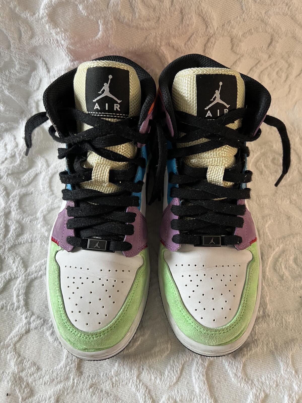 Nike Nike Air Jordan 1 Mid SE 'Lightbulb' Colorway, Women's 8 Size US 8 / IT 38 - 3 Thumbnail