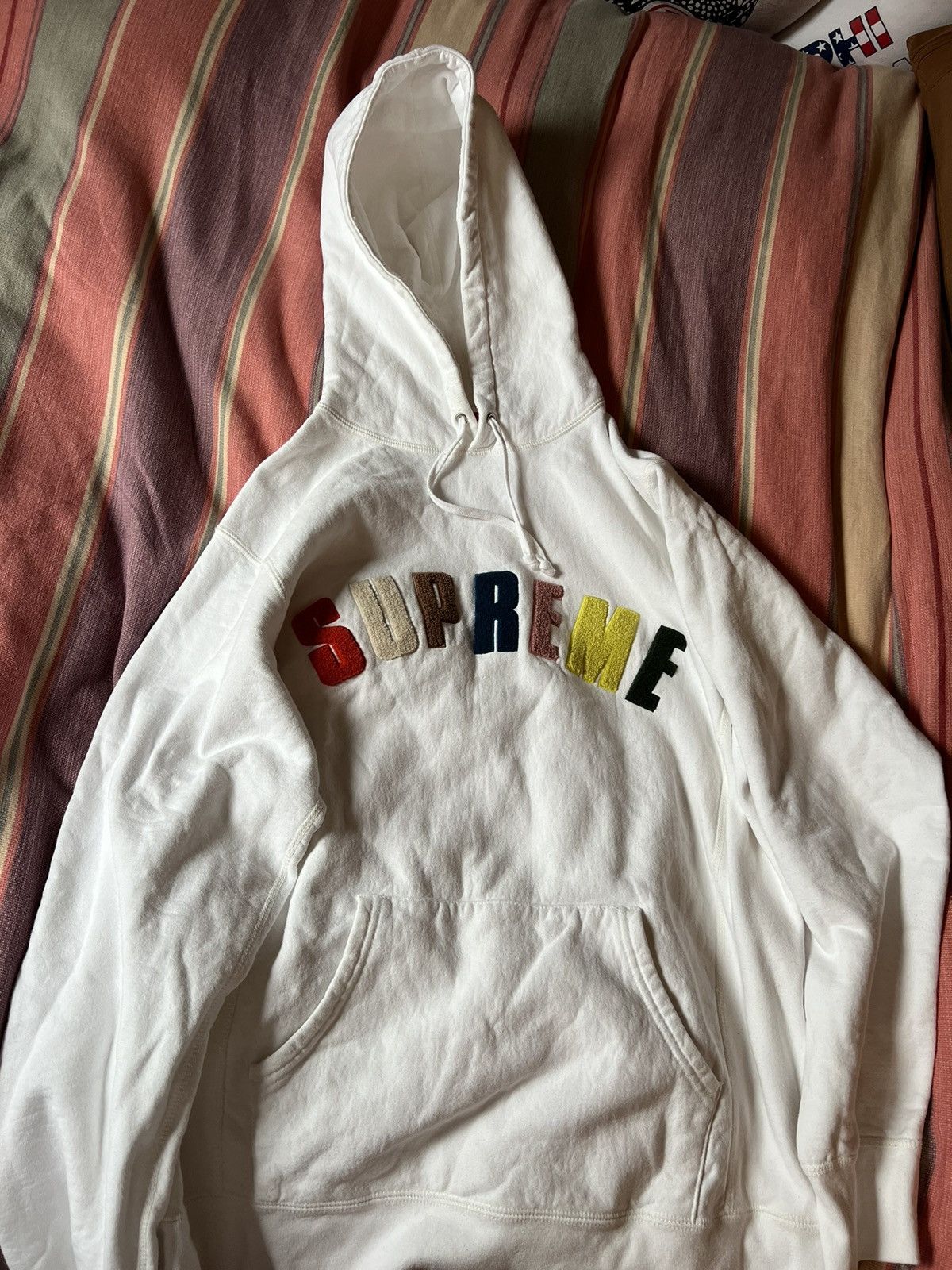 image of Supreme Chenille Arc Logo Hoodie in White, Men's (Size XL)