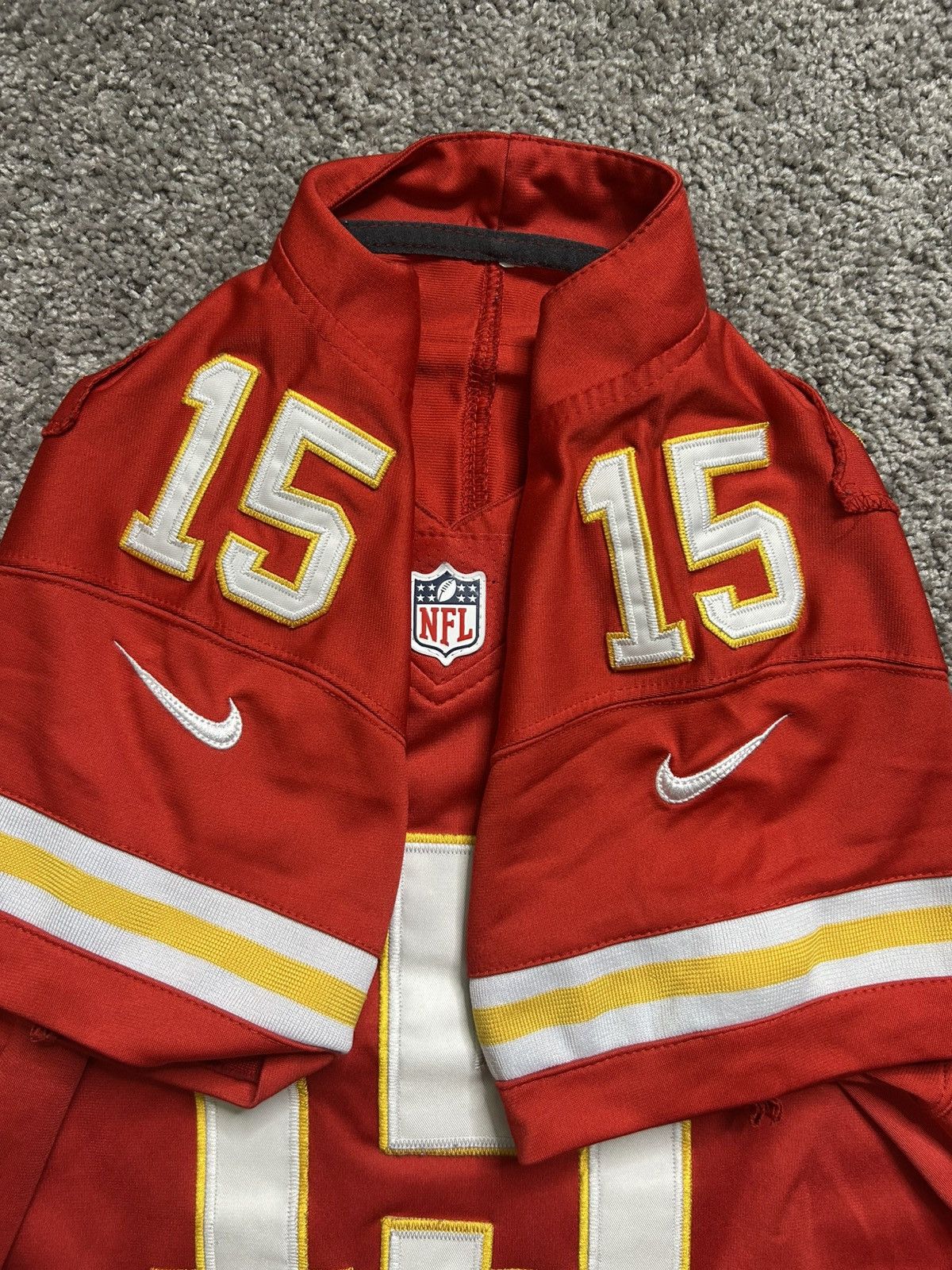 NFL NFL Nike Kansas City Chiefs Patrick Mahomes #15 Jersey Woman Size US S / EU 44-46 / 1 - 5 Thumbnail