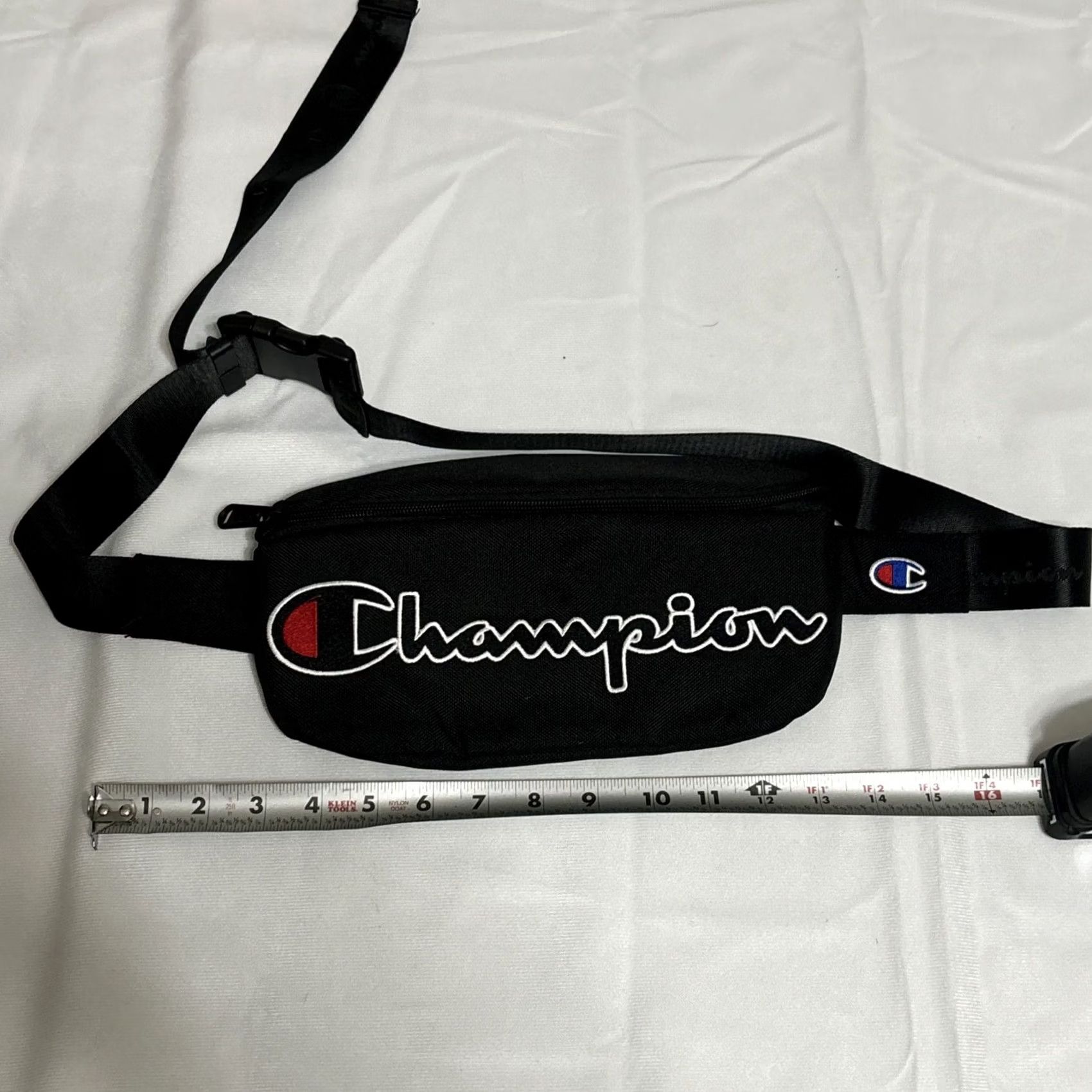 Champion Champion Crossbody Fanny Pack Oversized Embroidered Black Waist Bag Men Large 90s Sports Logo Pacific Size ONE SIZE - 6 Thumbnail