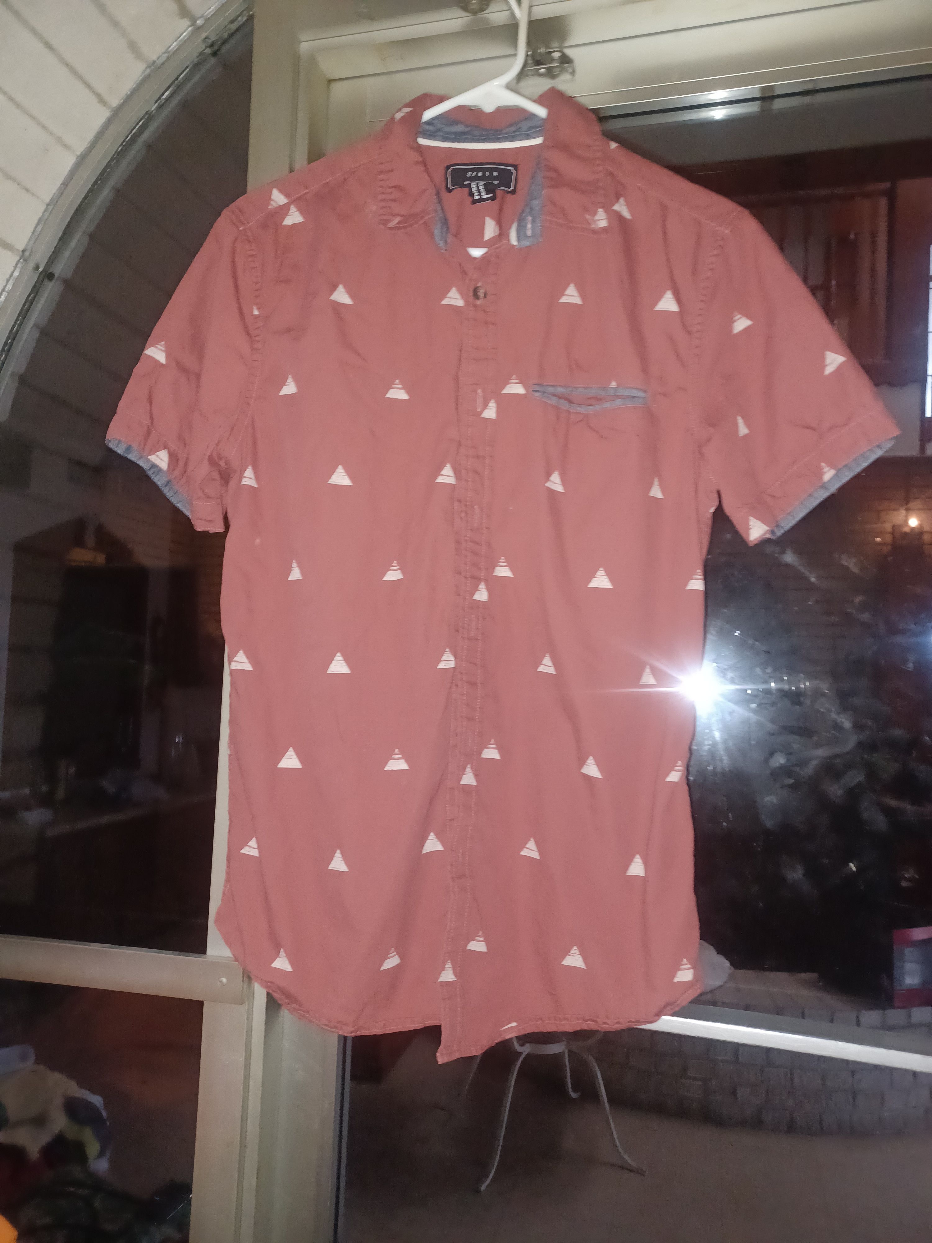 21 Men 21 Men Button-Up Shirt XS Rust with White Triangles Size US XS / EU 42 / 0 - 2 Thumbnail
