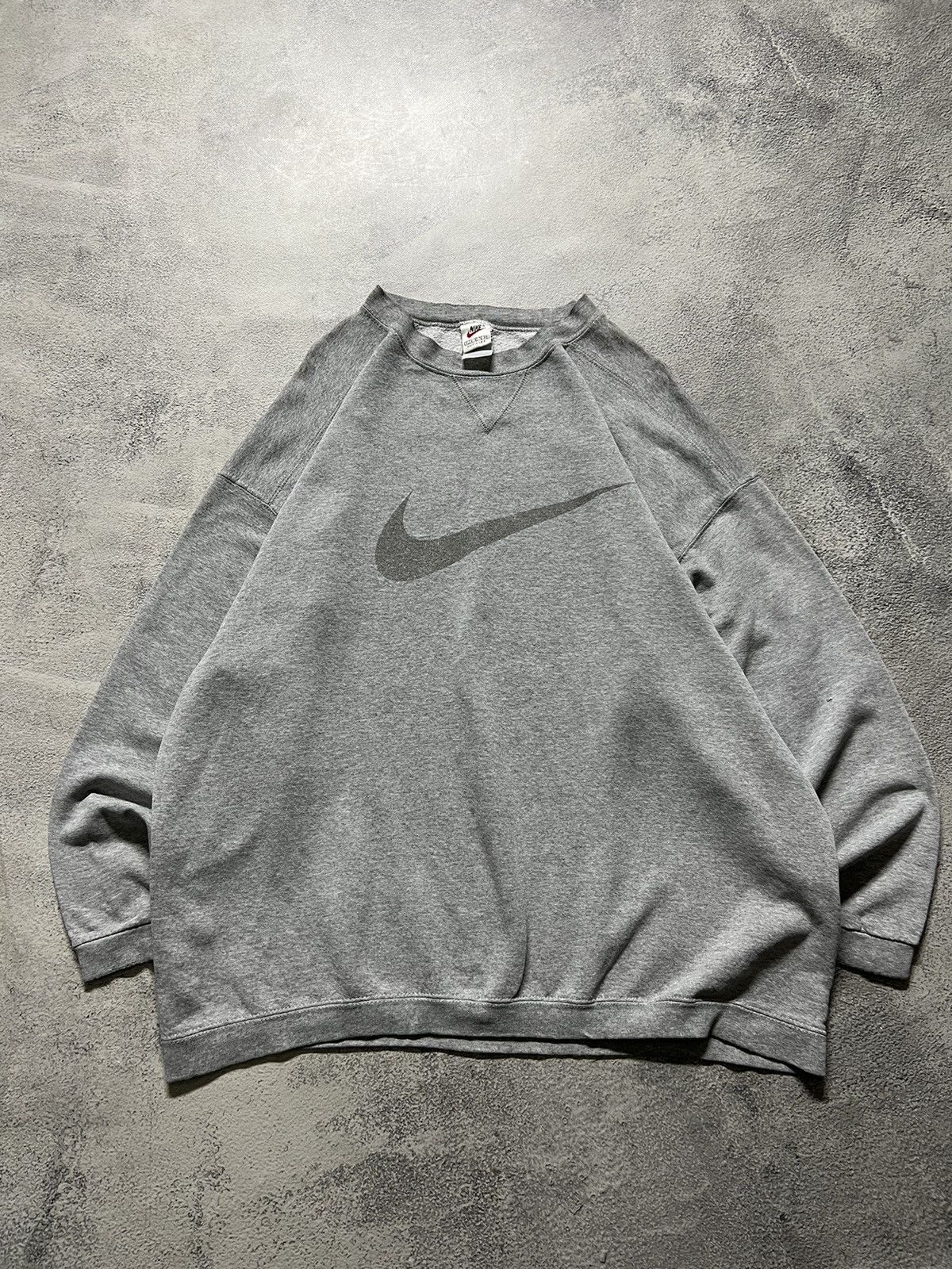 Nike × Vintage Vintage Y2k Nike USA 🩶 Faded Spell Out Logo Sweatshirt 90’s Size XL / US 12-14 / IT 48-50 - 3 Thumbnail