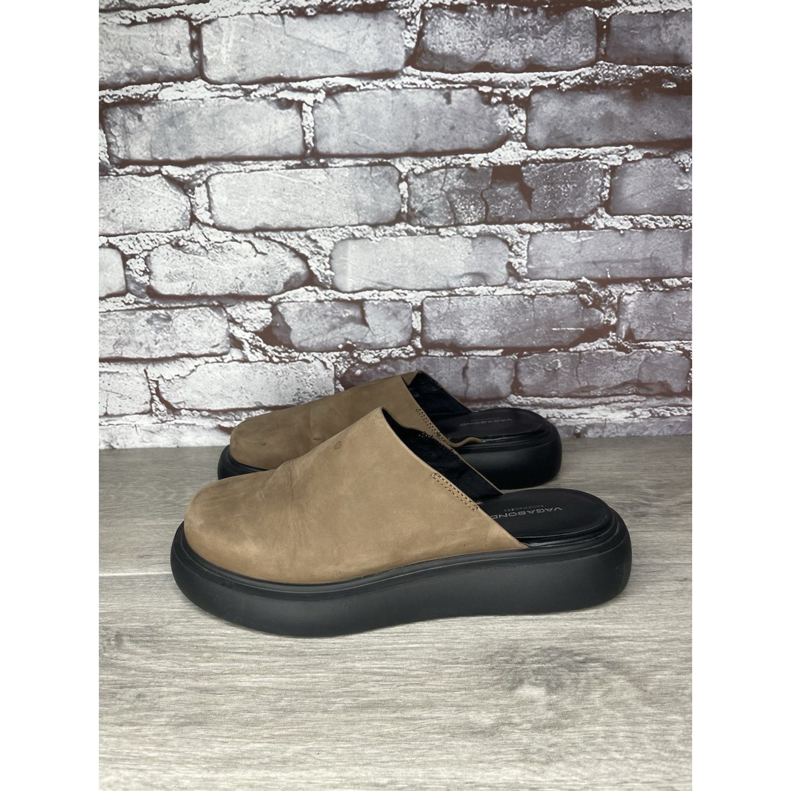 Vagabond Vagabond Blenda Brown Nubuck Leather Slide Platform Sandals Size US 7.5 / IT 37.5 - 21 Thumbnail