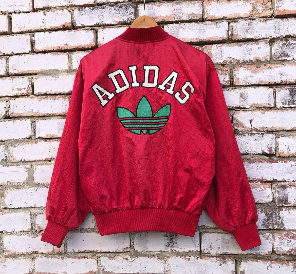 Adidas Vintage 80/90s Adidas Big Logo Descente Nylon Bomber Jacket Size US M / EU 48-50 / 2 - 2 Thumbnail