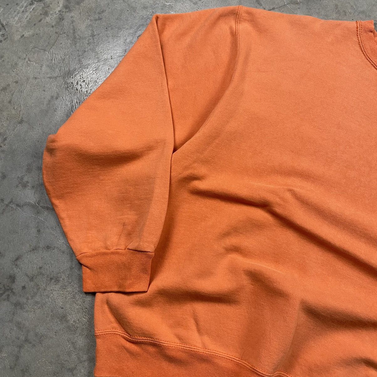 Champion × Vintage y2k Champion Essential Wide Boxy Crewneck Size US M / EU 48-50 / 2 - 3 Thumbnail