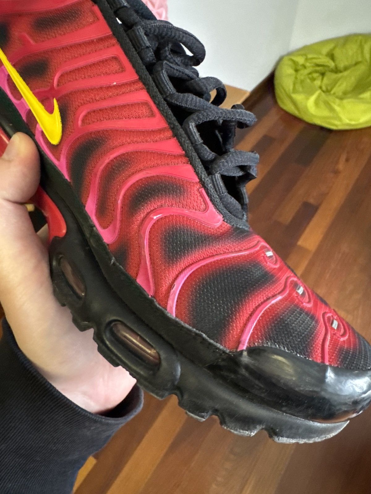 Nike × Supreme nike tn x supreme fire pink Size US 9 / EU 42 - 2 Thumbnail