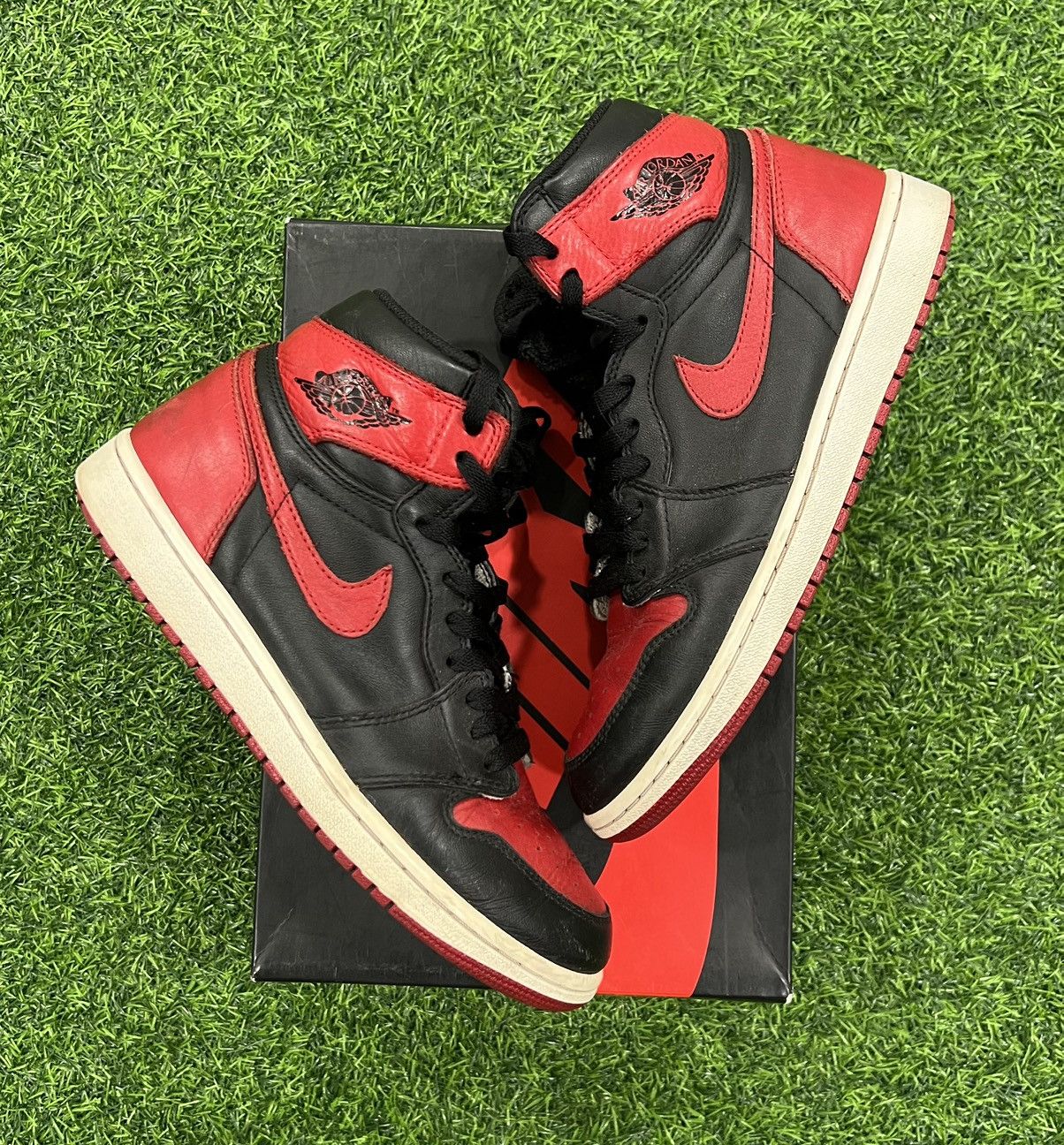 Jordan Brand 2016 Jordan 1 High Og Bred Size US 8.5 / EU 41-42 - 1 Thumbnail