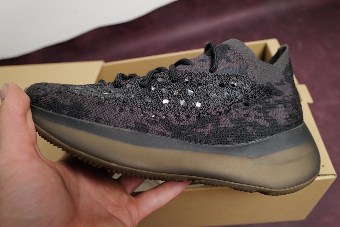Yeezy BOOST 380 NEW Size US 7 / IT 37 - 25 Thumbnail