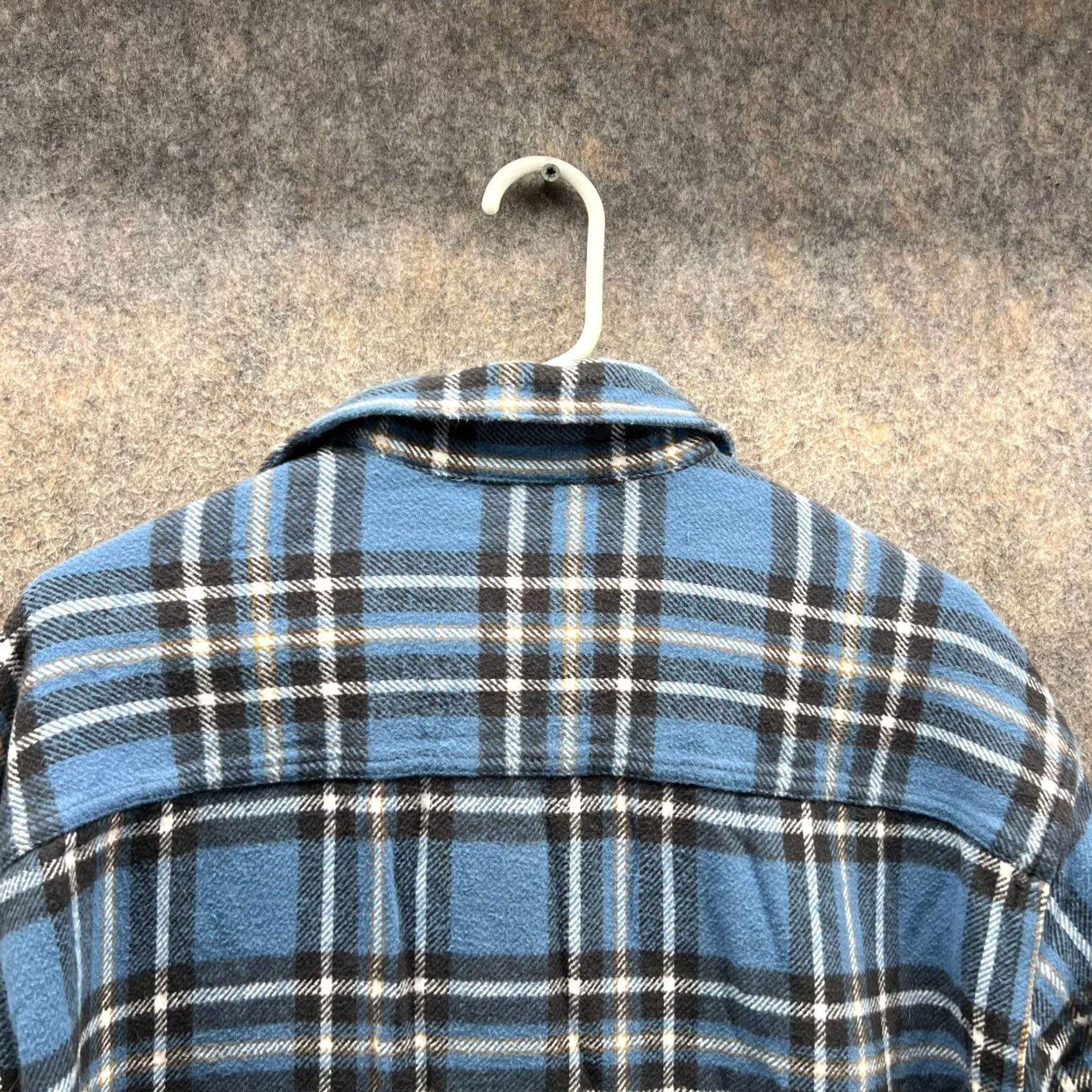 American Eagle Outfitters VINTAGE American Eagle Outfitters Shirt Men L Blue Plaid Flannel Button-Down Short Description not included Size US L / EU 52-54 / 3 - 3 Thumbnail