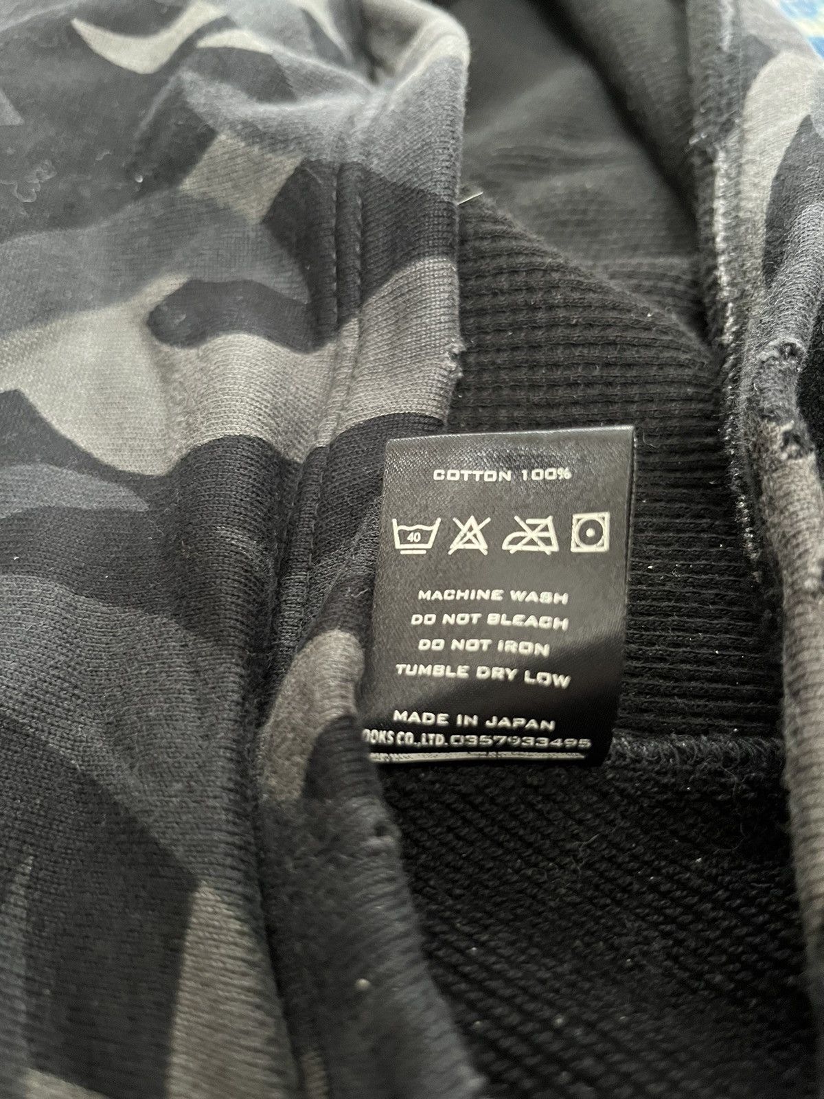 Number (N)ine Number (N)ine black tribal zip up hoodie Size US M / EU 48-50 / 2 - 3 Thumbnail