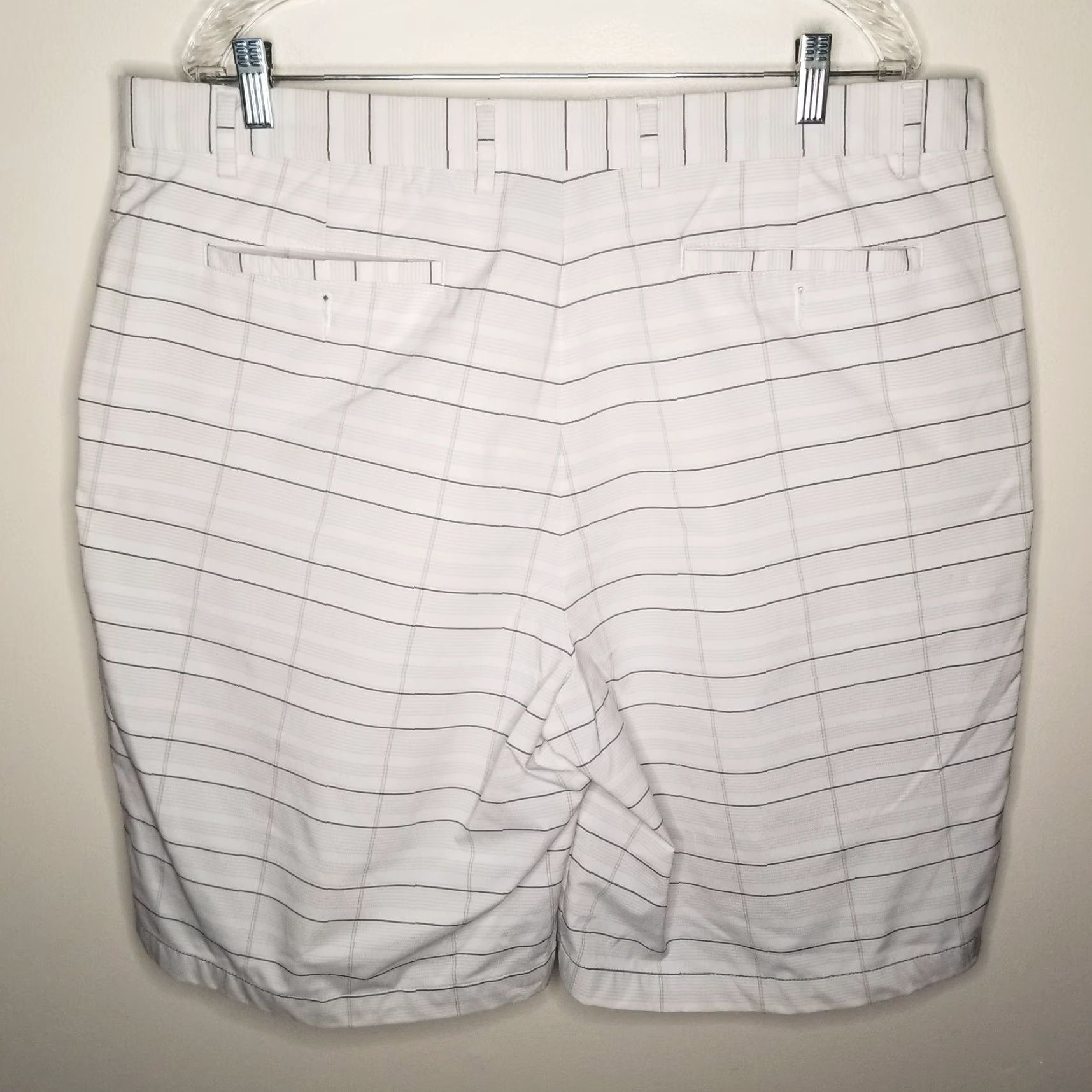 Vintage Tommy Armour Golf Shorts Chino Men Size 40 Gray Striped White Regular Mens Size US 40 / EU 56 - 5 Thumbnail
