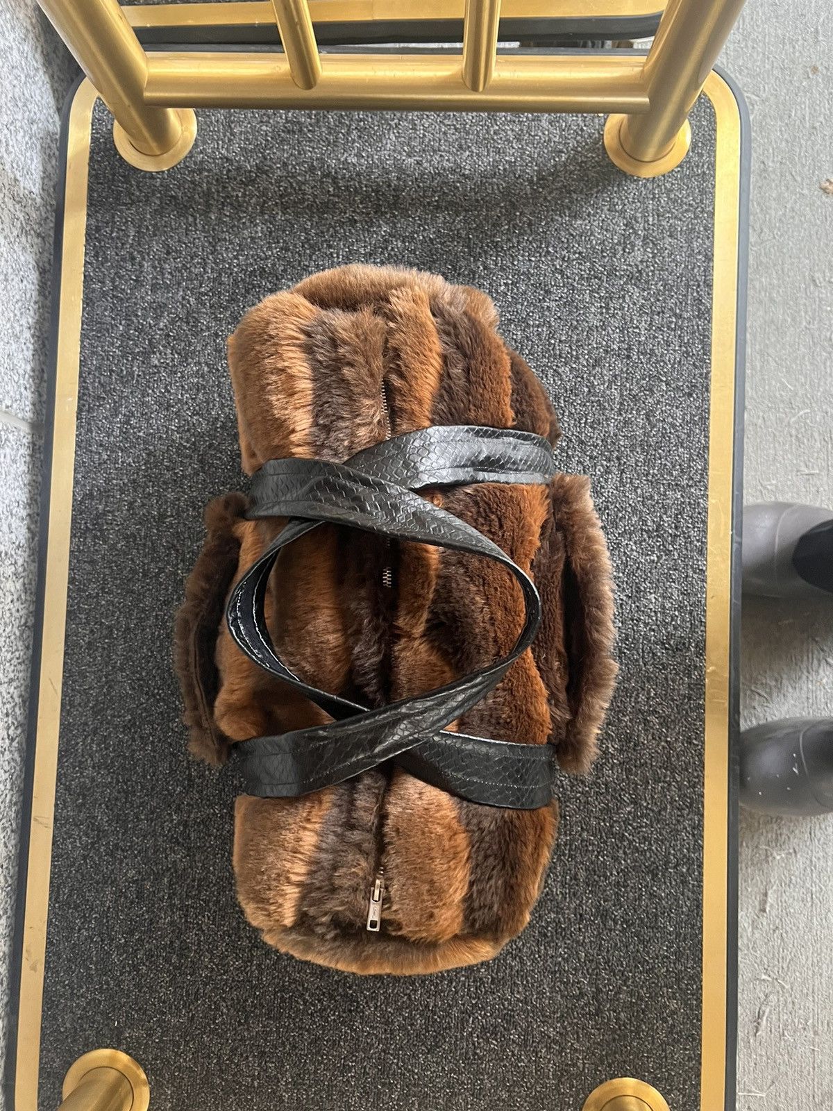 Other Njeri Marikazi Handmade snakeskin fur duffle Size ONE SIZE - 5 Thumbnail