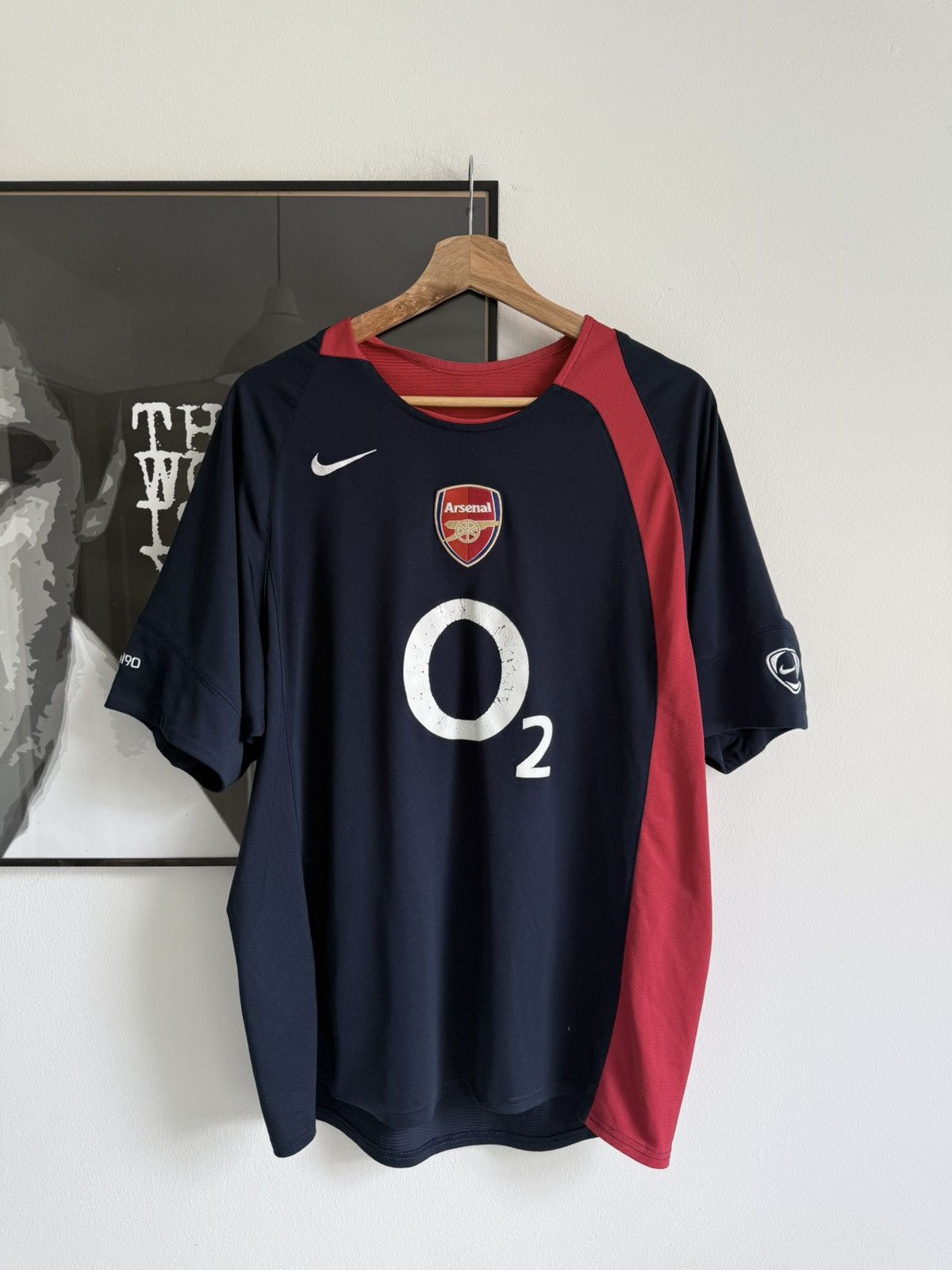 Nike Vintage Nike Jersey Arsenal 2004 2005 O2 Soccer Jersey Size US L / EU 52-54 / 3 - 1 Thumbnail