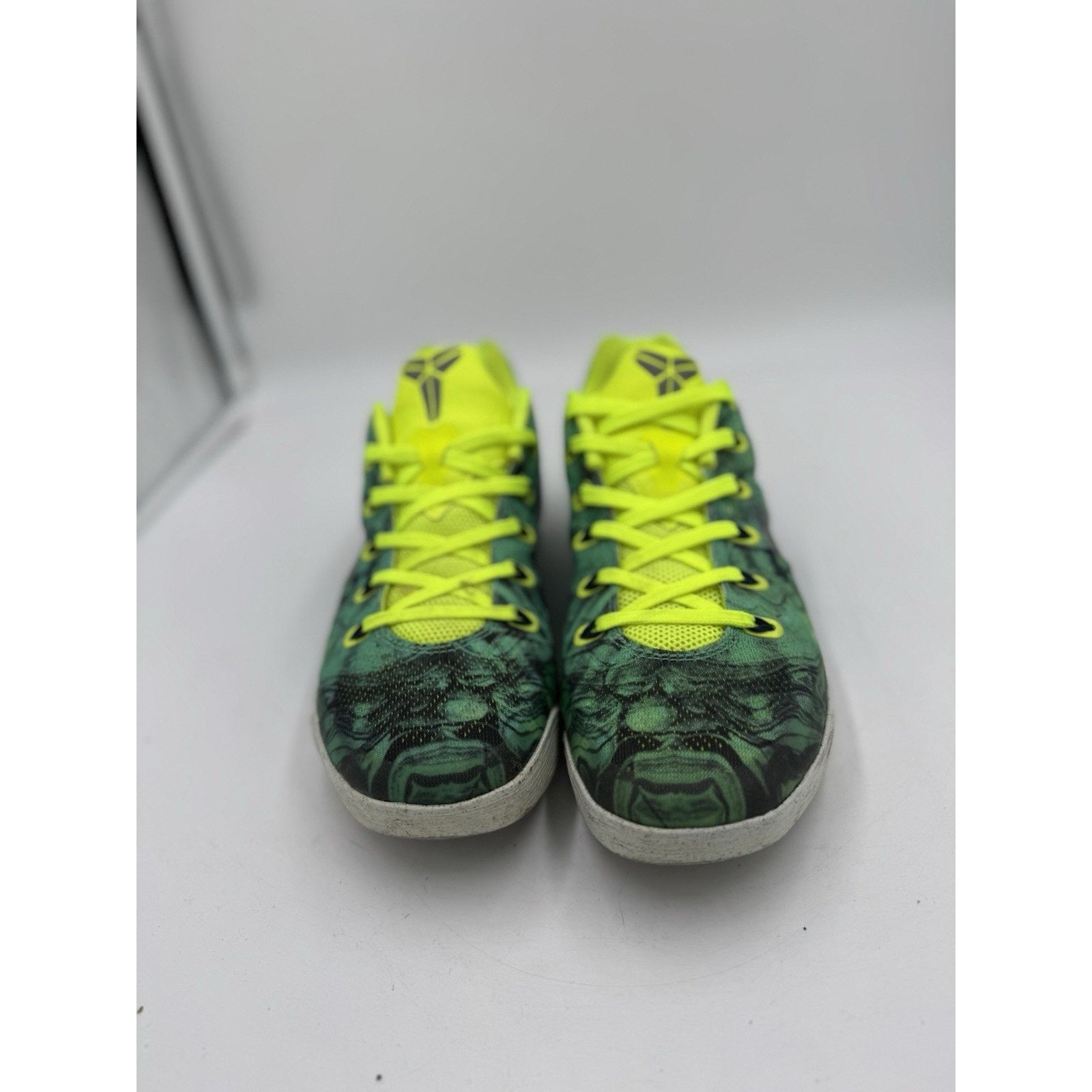 Nike Size 8.5 - Nike Kobe 9 EM Easter Size US 8.5 / EU 41-42 - 1 Thumbnail
