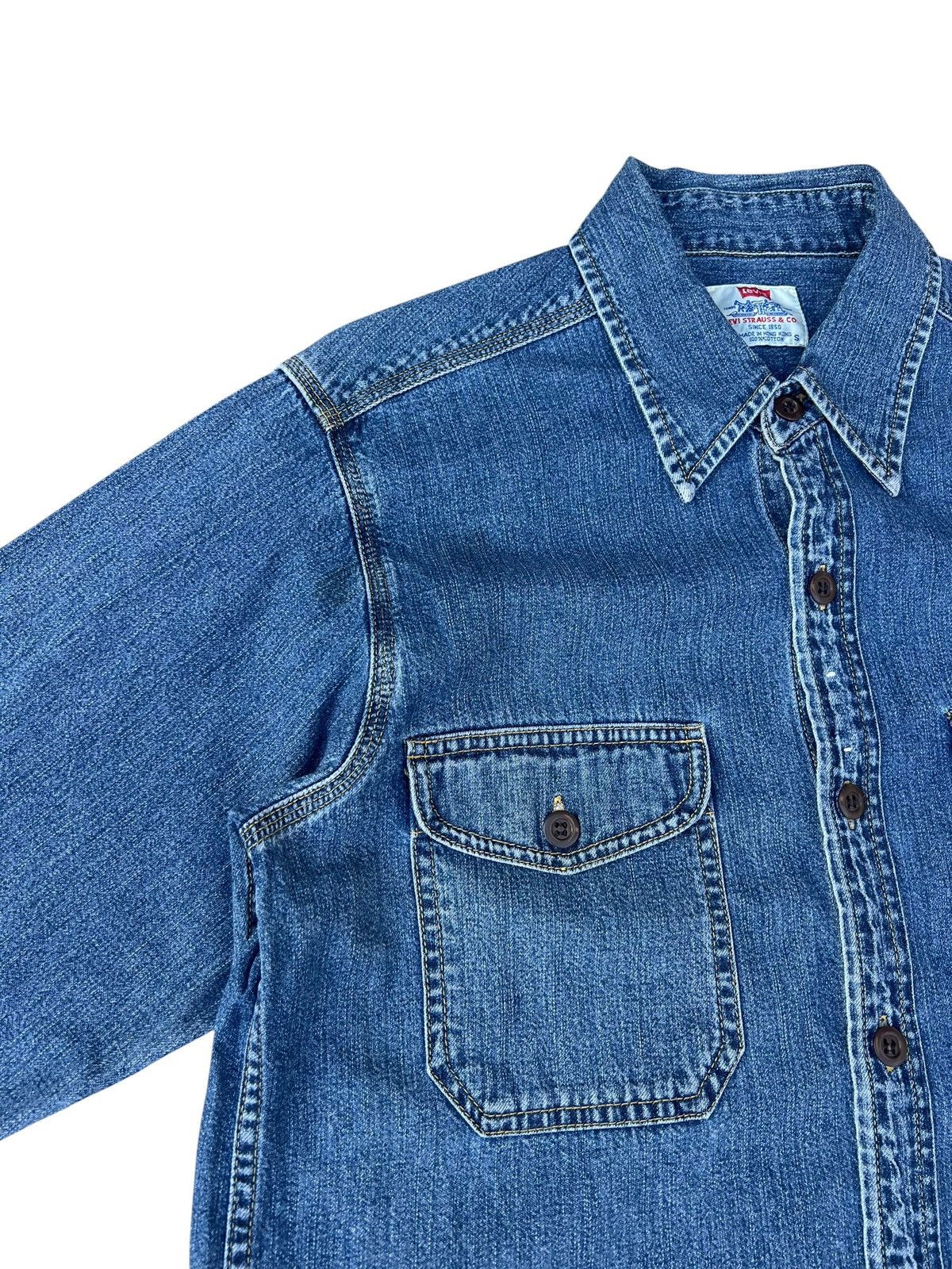 Levi's Vintage 1998 Levi’s Fade Blue Denim Work Shirt Size US M / EU 48-50 / 2 - 8 Thumbnail