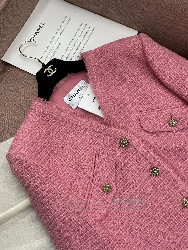 Chanel Chanel Pink tweed four-pocket jacket Size XS / US 0-2 / IT 36-38 - 2 Thumbnail