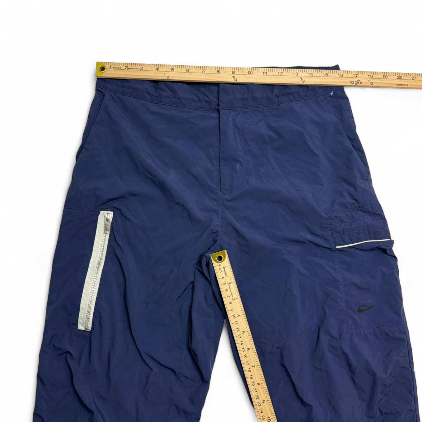 Nike Nike Mens Nylon Cargo Track Pants Blue Reflective Zip Y2K 32 Size US 33 - 7 Thumbnail