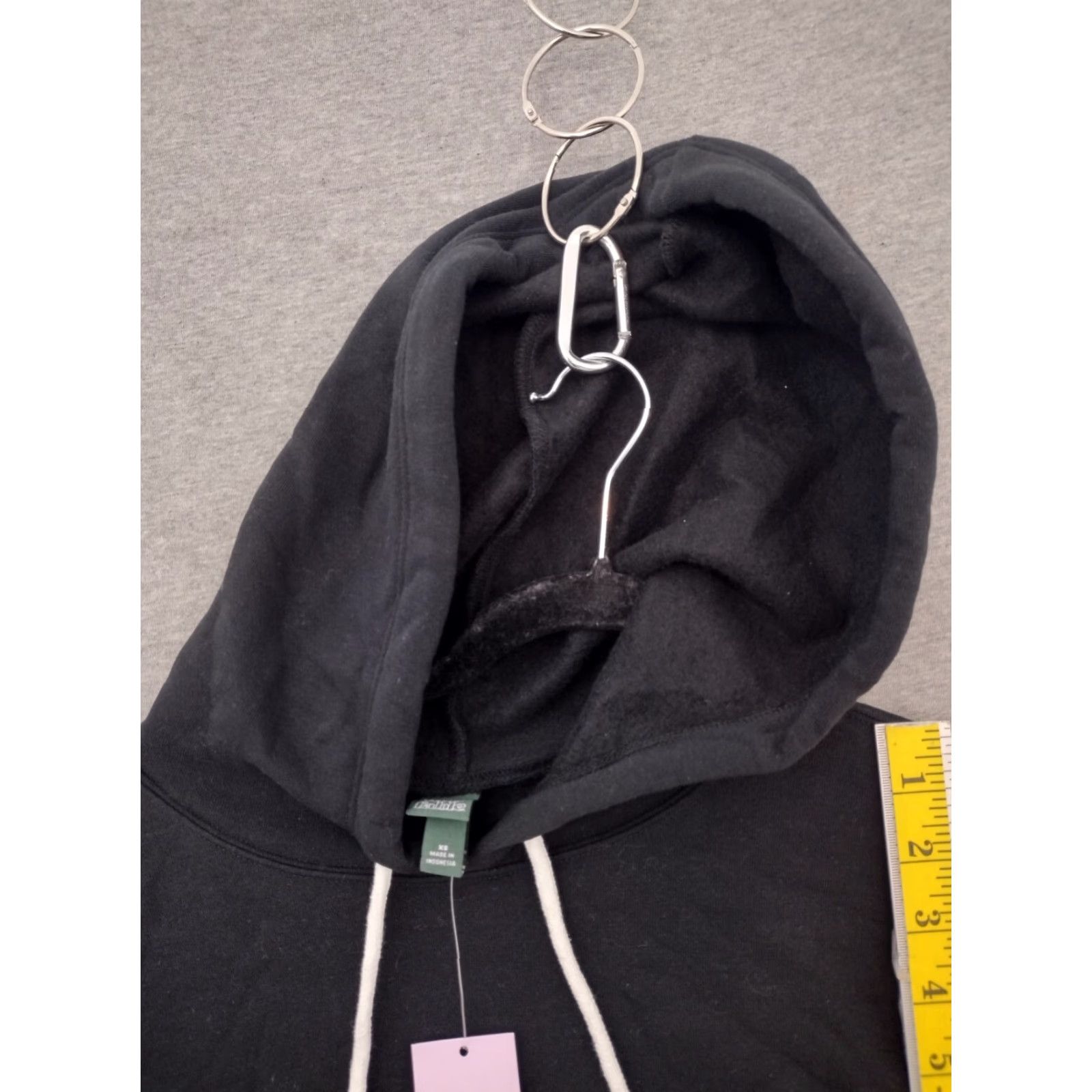 Vintage Wild Fable Cro p Hoodie Women s XS Black Cotton Polyester Hooded Pullover Activewear Winter 90s? Size XS / US 0-2 / IT 36-38 - 3 Thumbnail