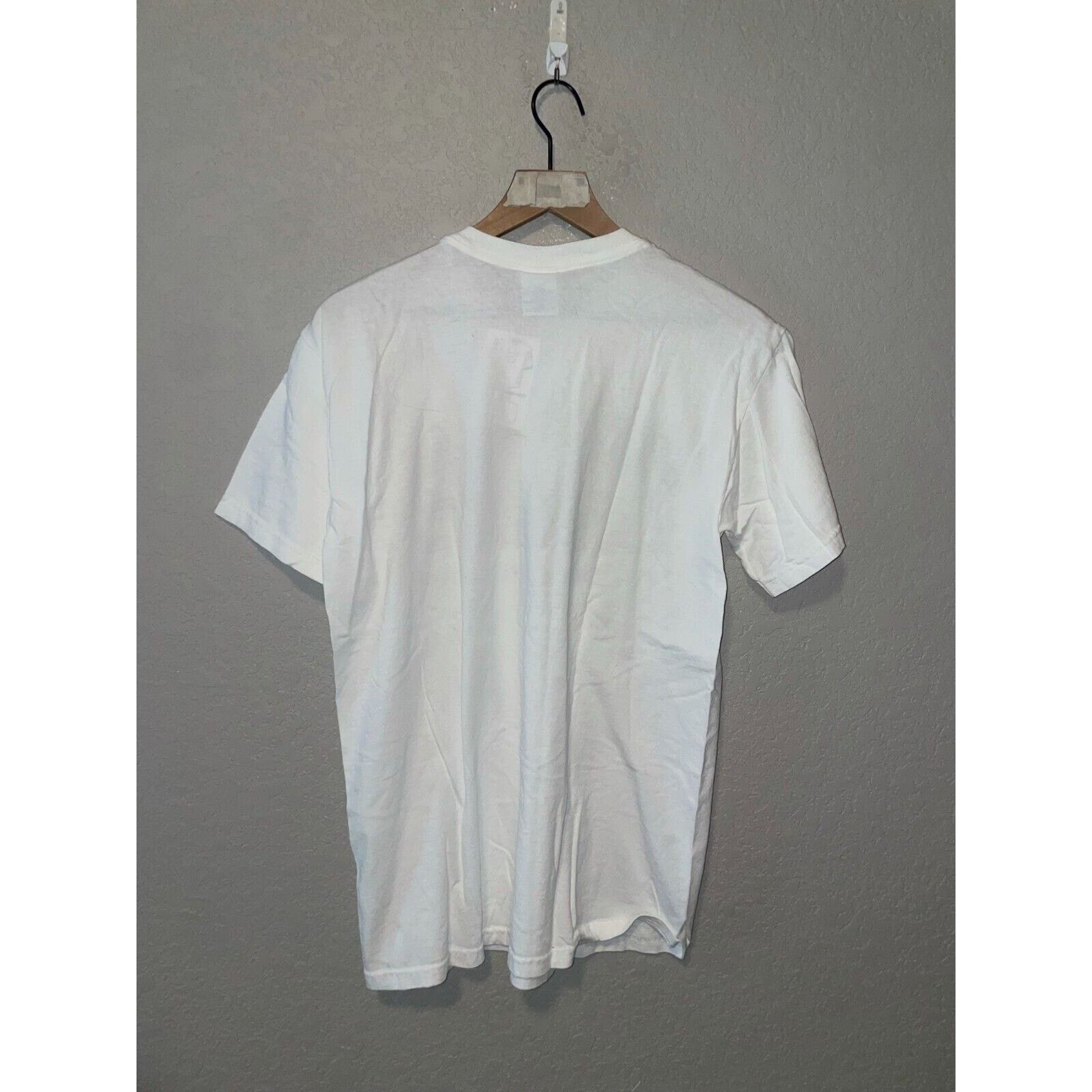 Gildan Vintage Texas Fredericksburg Shirt White Floral Tee VTG M Size US M / EU 48-50 / 2 - 6 Thumbnail