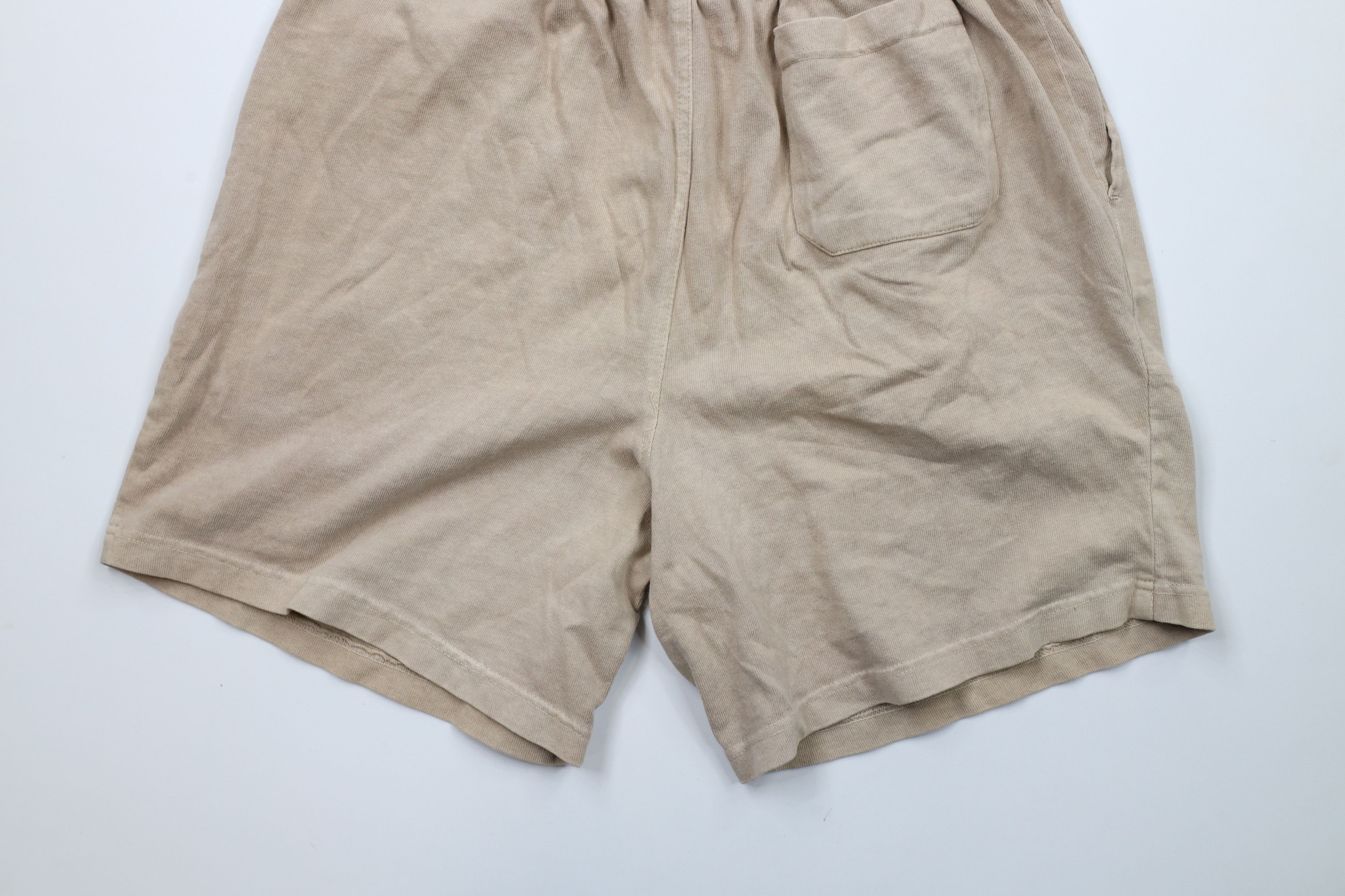 Vintage Vintage 90s Streetwear Pigment Dye Above Knee Shorts Beige Size US 34 / EU 50 - 13 Thumbnail