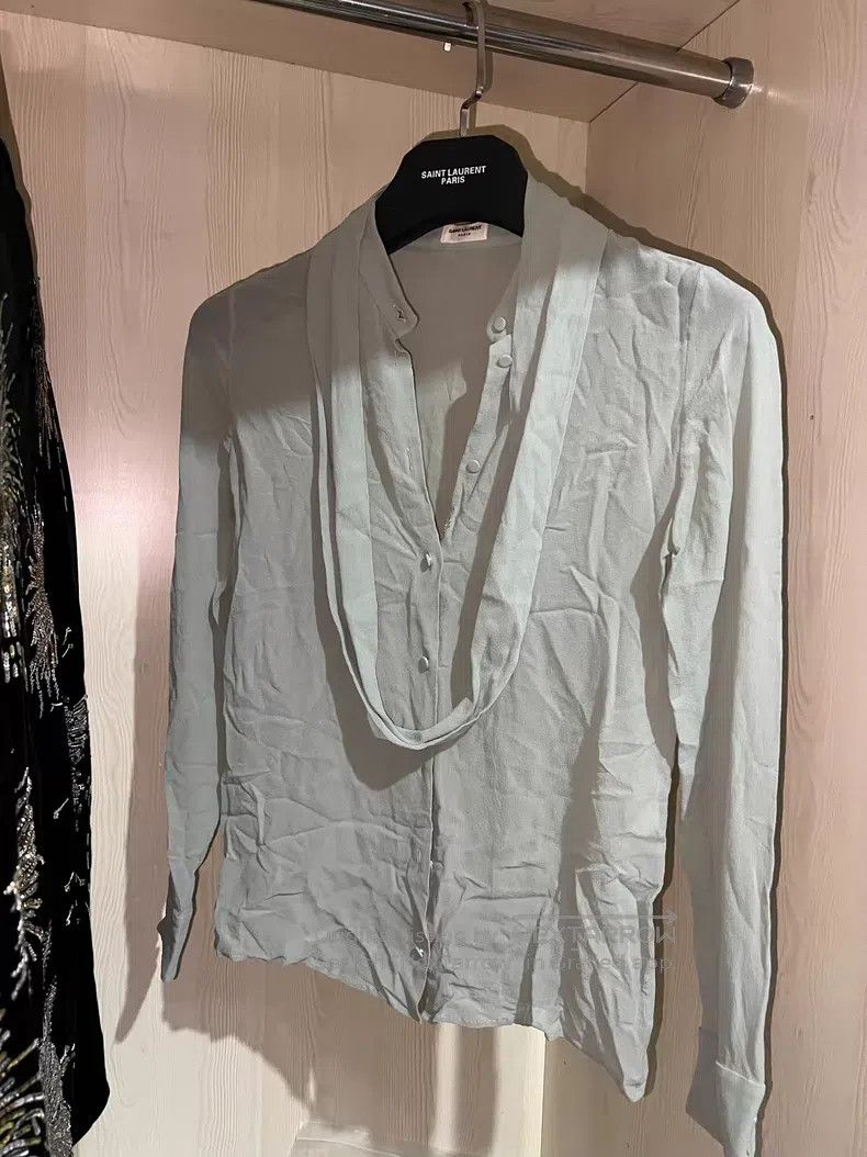 Saint Laurent Paris Saint Laurent Paris Ruffled Silk Shirt i Size XS / US 0-2 / IT 36-38 - 1 Thumbnail