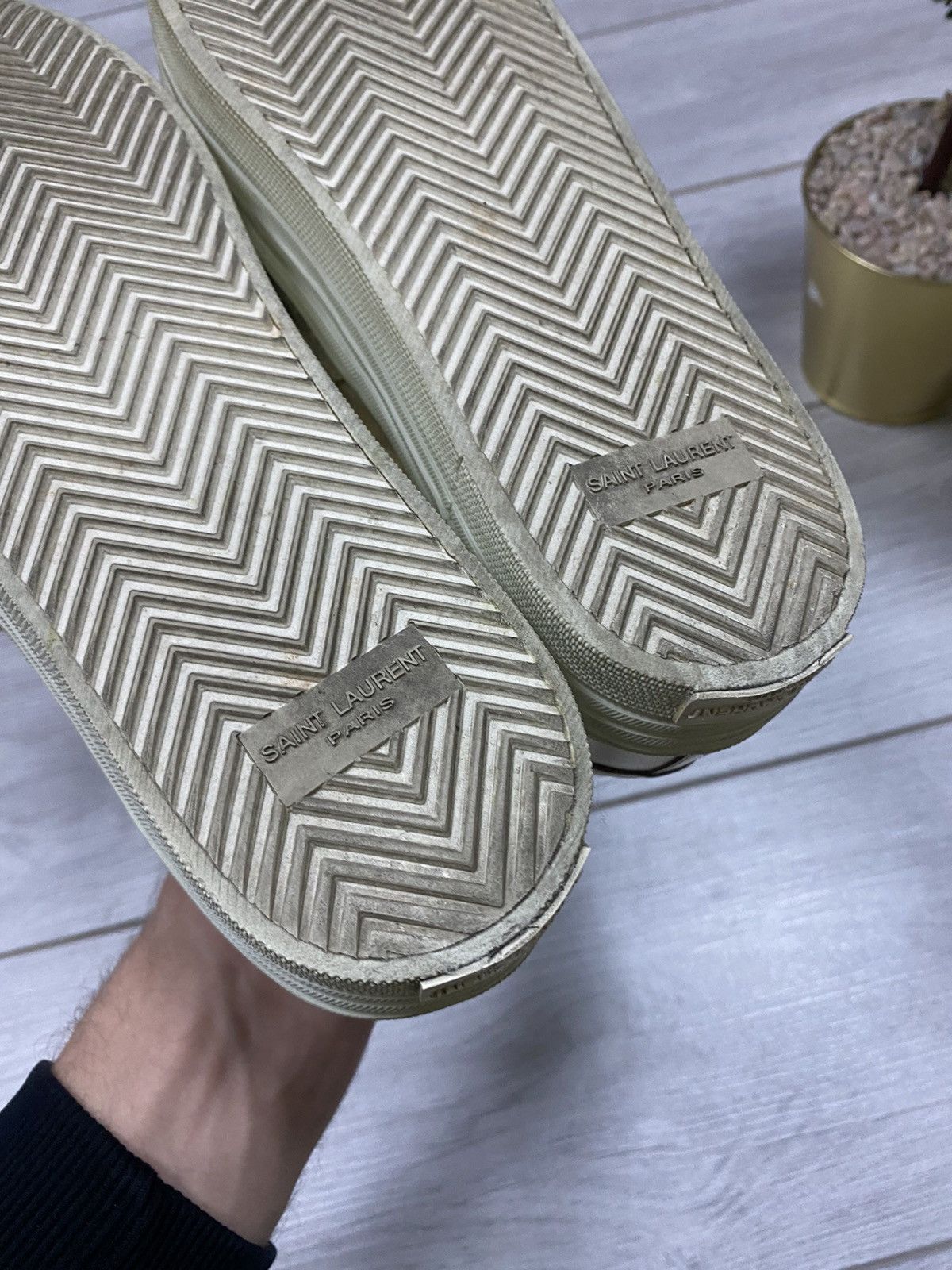 Saint Laurent Paris Saint Laurent Paris metallic platinum court leather sneakers Size US 10 / IT 40 - 6 Thumbnail