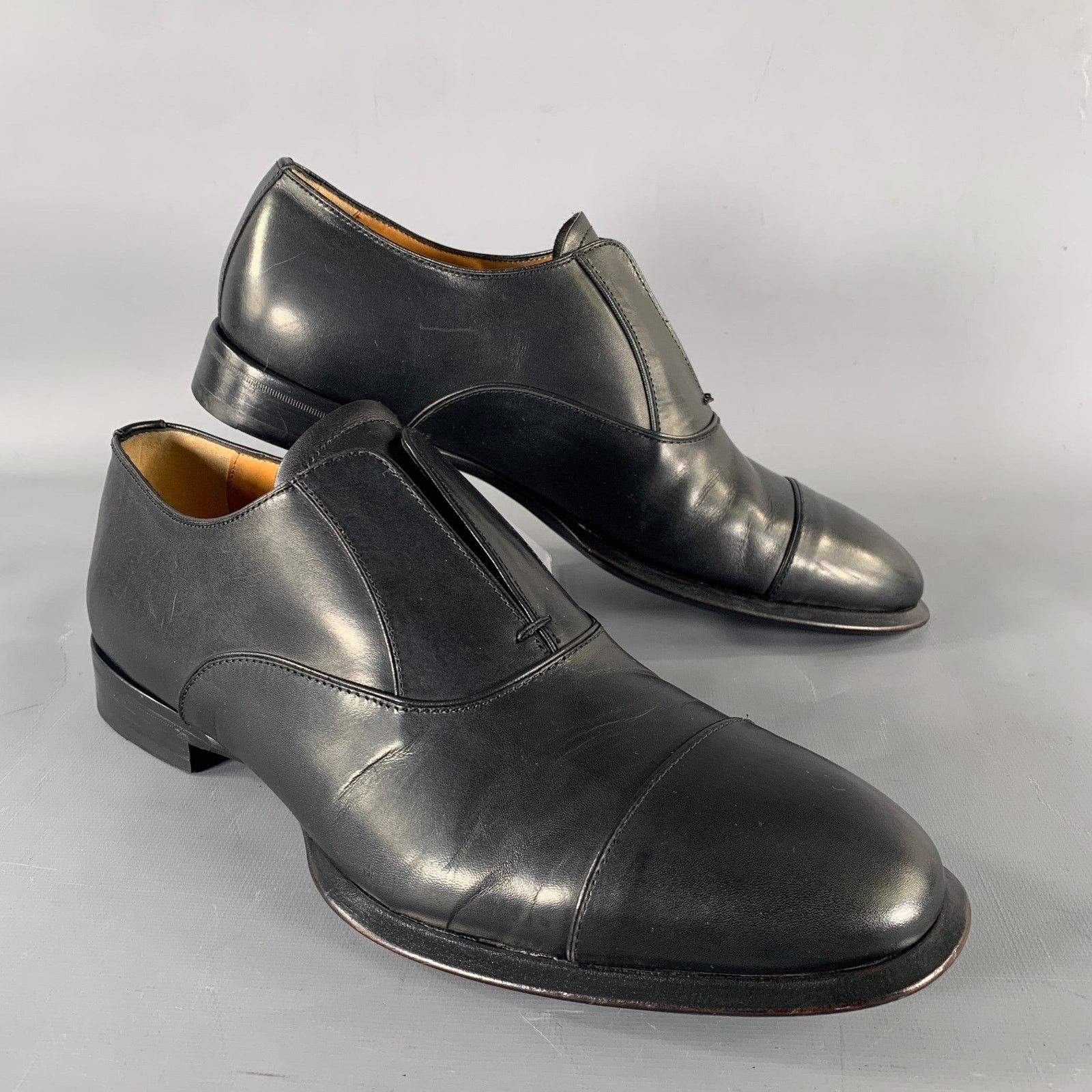 Alexander McQueen ALEXANDER MCQUEEN Size 9 Black Leather Toe Cap Loafers Size US 9 / EU 42 - 1 Thumbnail