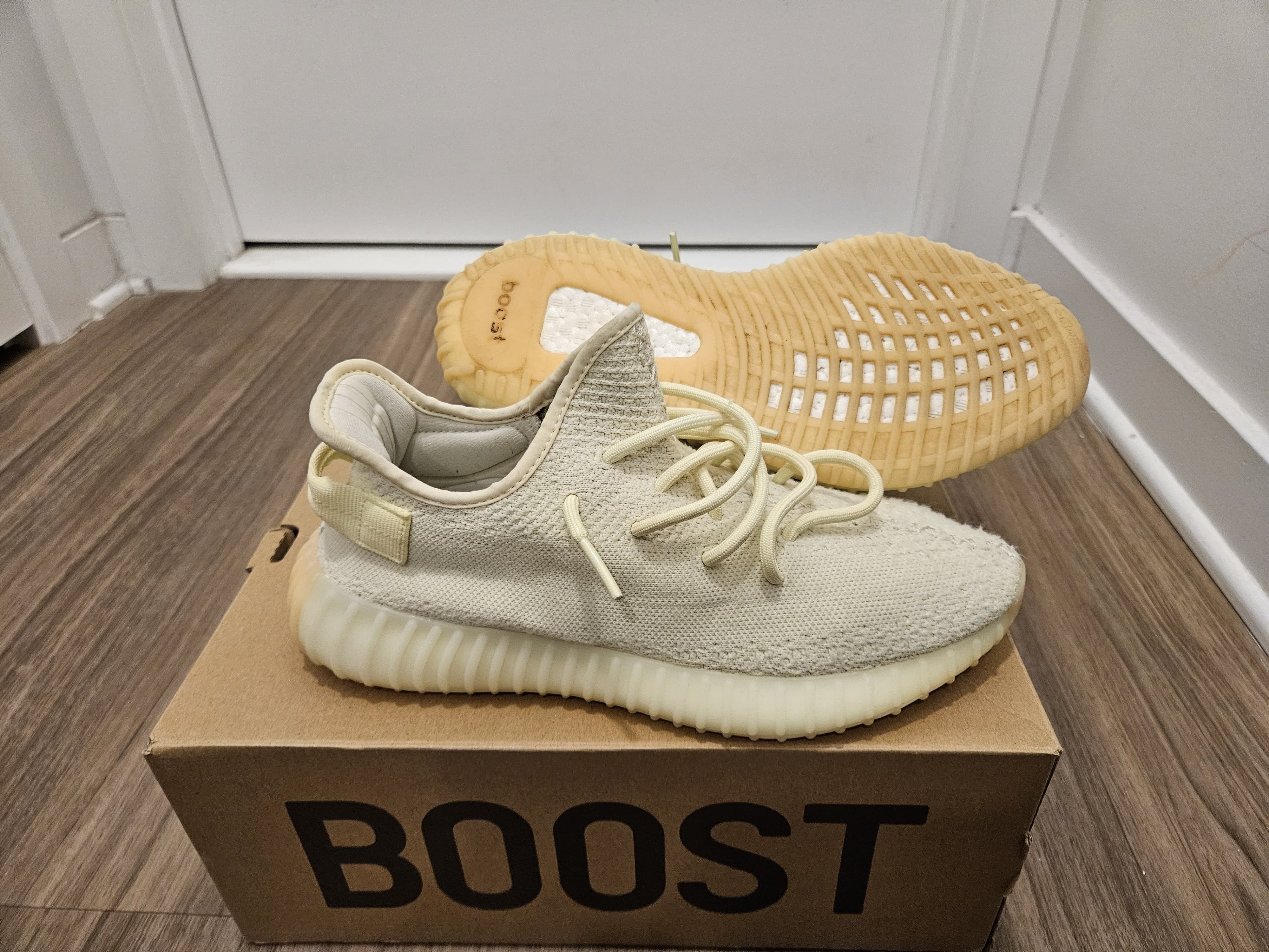 Adidas Adidas Yeezy Boost 350 V2 Butter Size US 9 / EU 42 - 2 Thumbnail