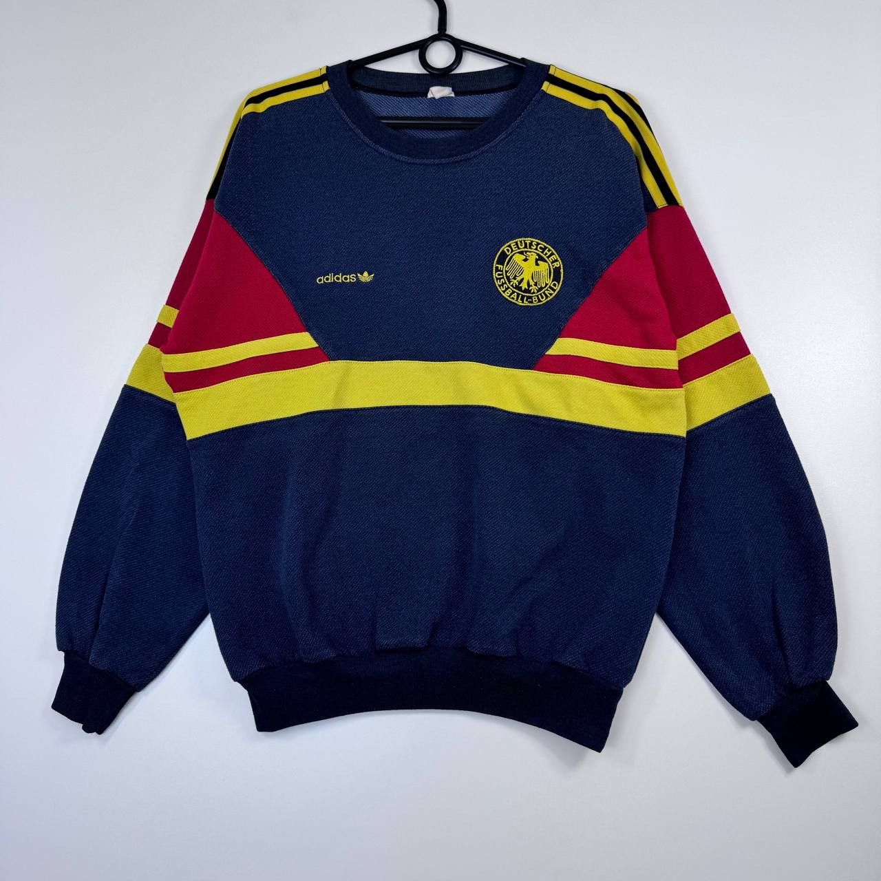 Adidas Vintage Adidas Germany 90s Sweatshirt Deutscher Fussball M Size US M / EU 48-50 / 2 - 1 Thumbnail