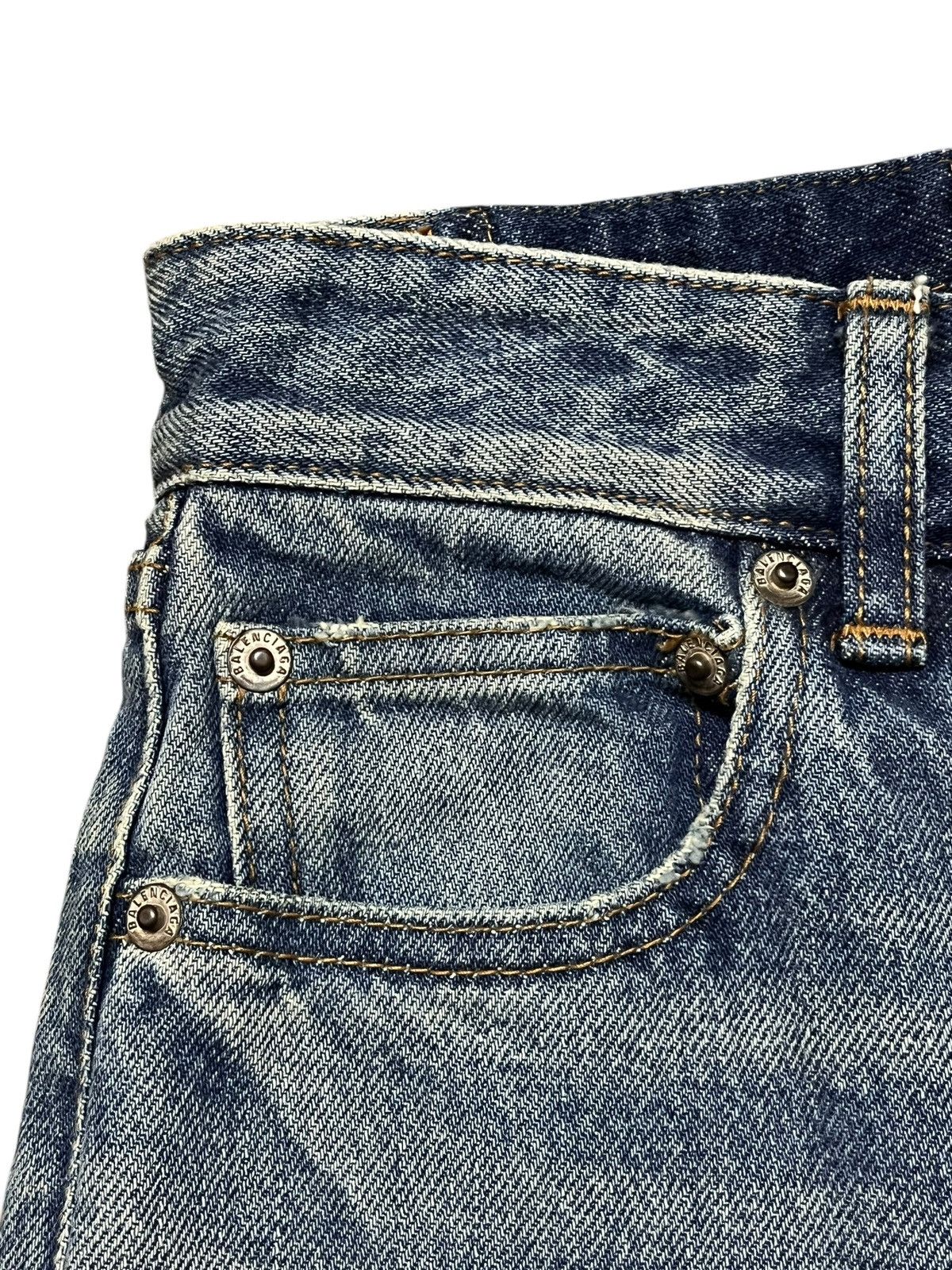 Balenciaga Balenciaga Unisex Jeans Size US 29 - 11 Thumbnail