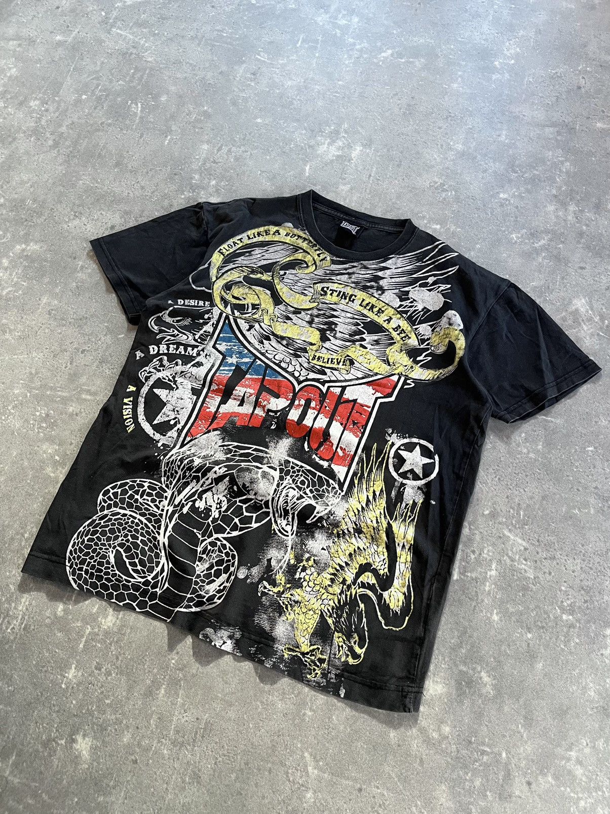 Tapout Tapout 00s Y2K Snakes Printed Big Logo Tee M Size US M / EU 48-50 / 2 - 6 Thumbnail