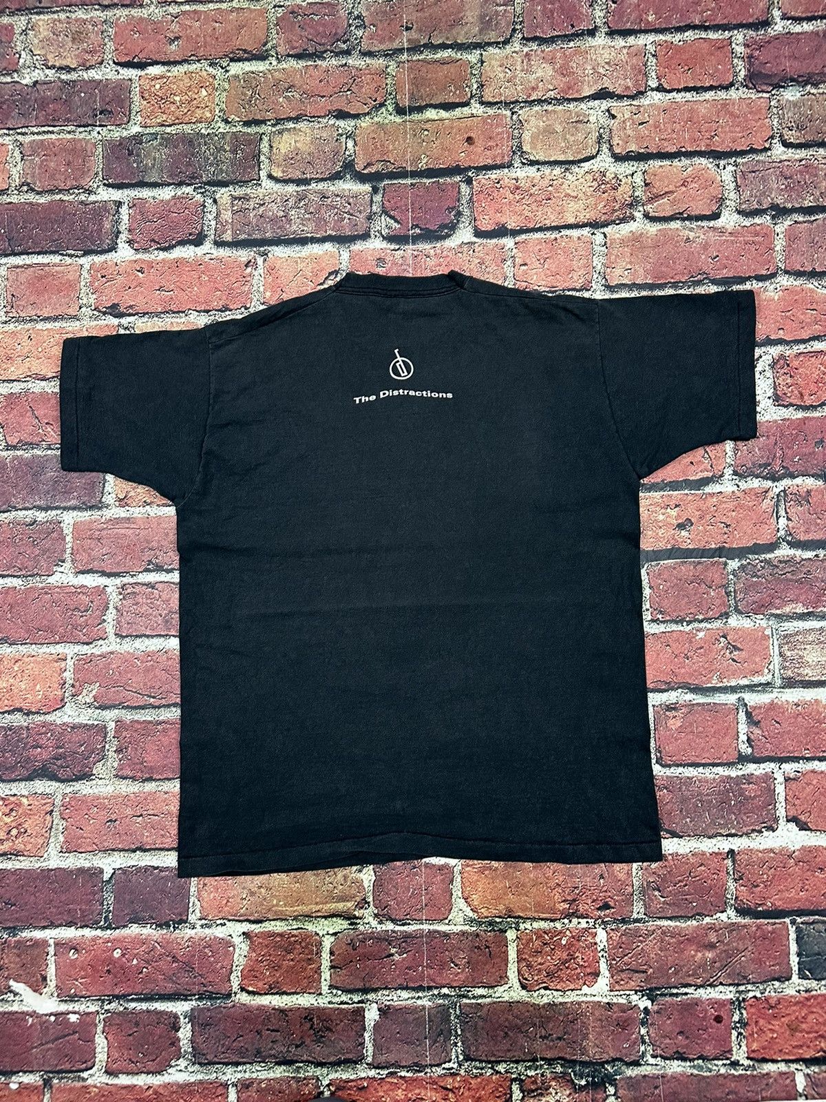 Band Tees Vintage The Distractions 90s UK Band Tee New Wave Punk Rock Size US XL / EU 56 / 4 - 2 Thumbnail