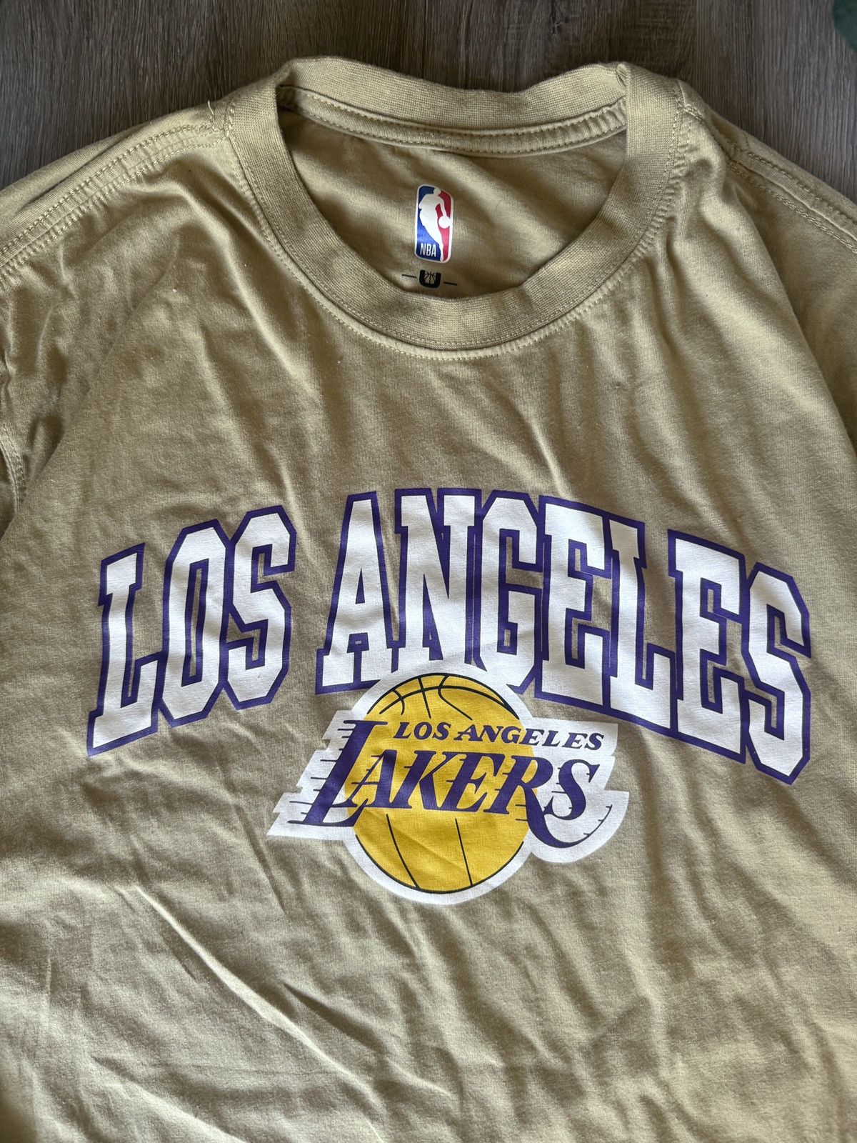 NBA × Vintage Los Angeles Lakers NBA T Shirt Vintage Men Y2K Graphic Tee Size US L / EU 52-54 / 3 - 2 Thumbnail