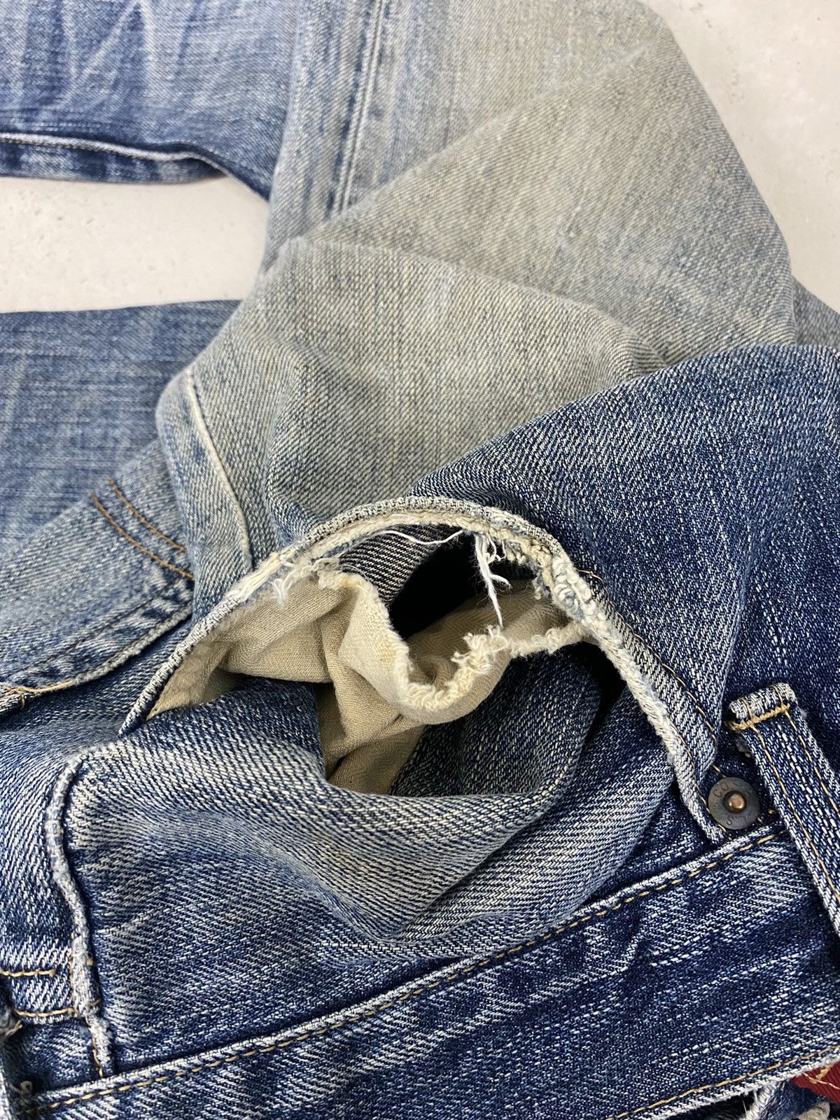Levi's Levis 505 Japan Market J03 Button Distress Denim Washed Size US 30 / EU 46 - 24 Thumbnail