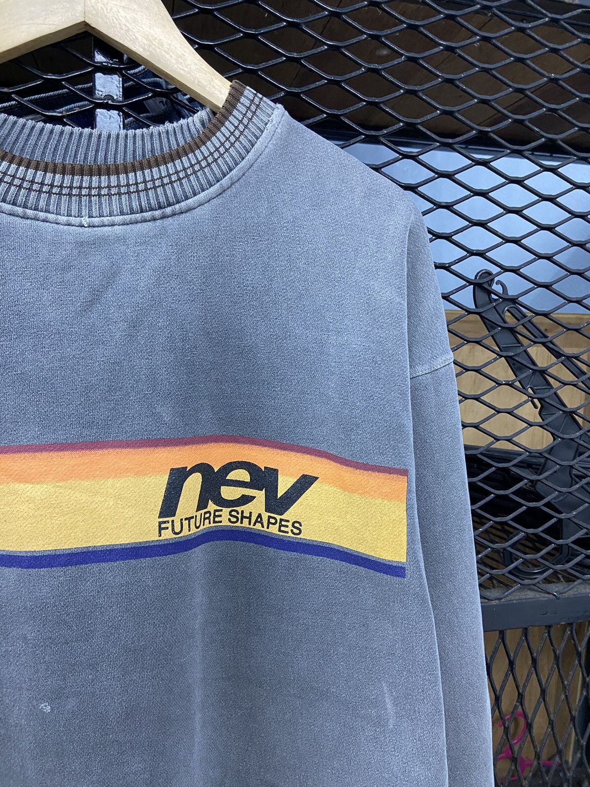 Other × Vintage Vintage Nev Future Shapes Surf Sweatshirt Size US L / EU 52-54 / 3 - 2 Thumbnail
