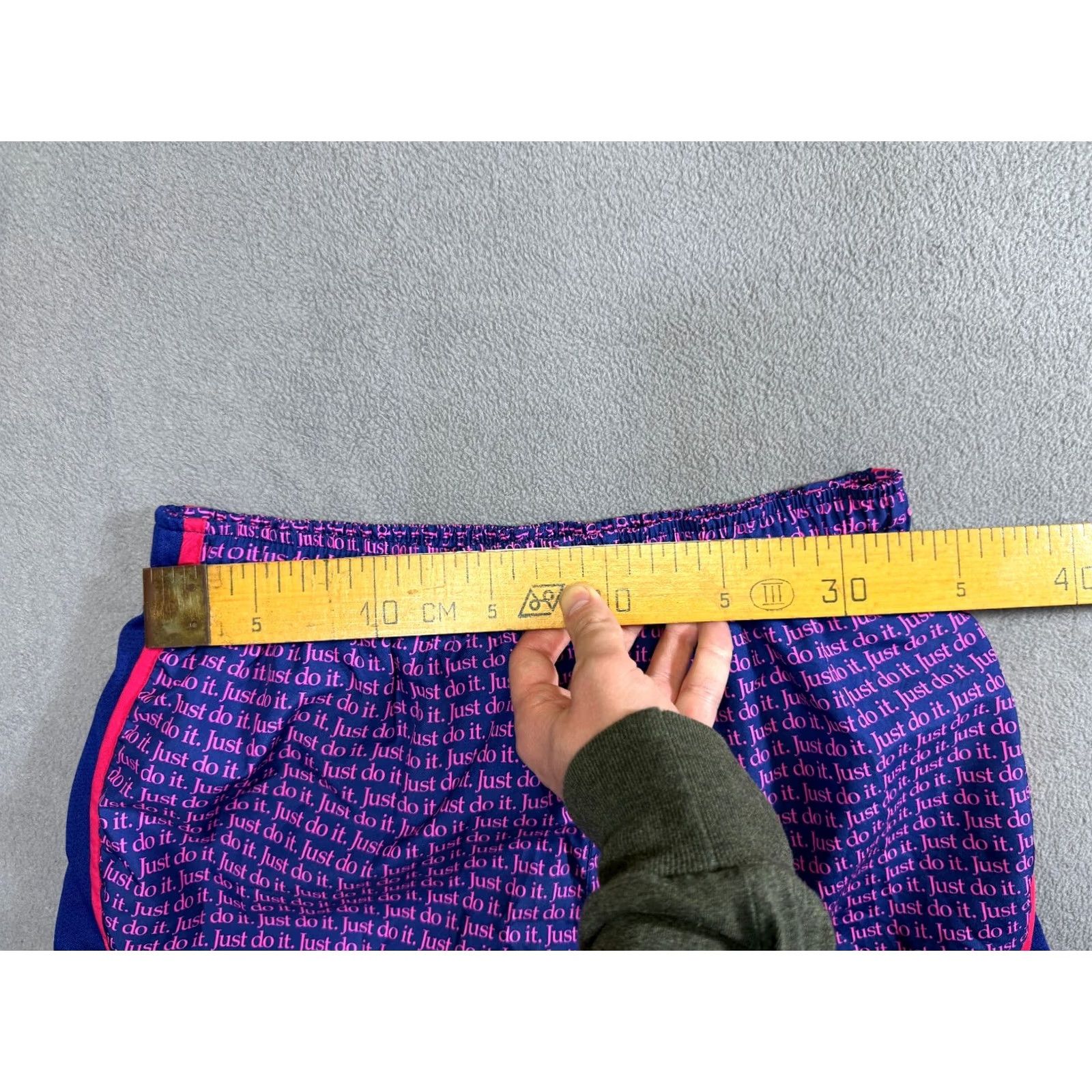 Nike Nike Just do it! Purple running shorts Womens S Athletic Sh 1-2day shipping 3-5 weeks Purple Nike Womens S Size 28" / US 6 / IT 42 - 8 Thumbnail