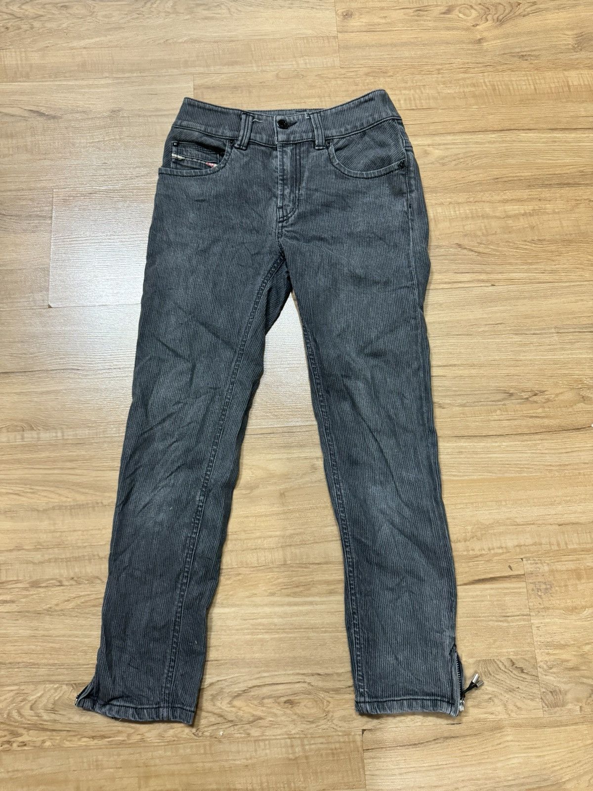 image of Diesel Bikers Jeans in Grey, Women's (Size 26)