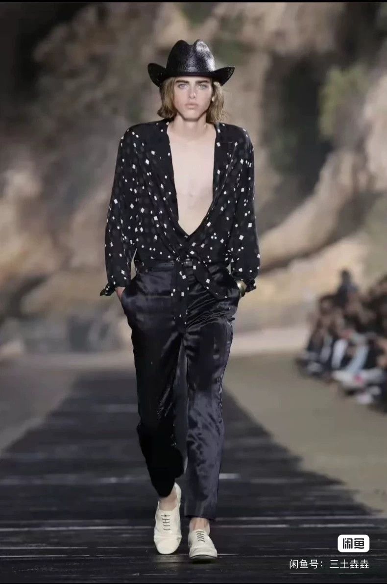 Saint Laurent Paris Saint laurent paris size 37 20ss runway black mulberry sil Size US M / EU 48-50 / 2 - 7 Thumbnail