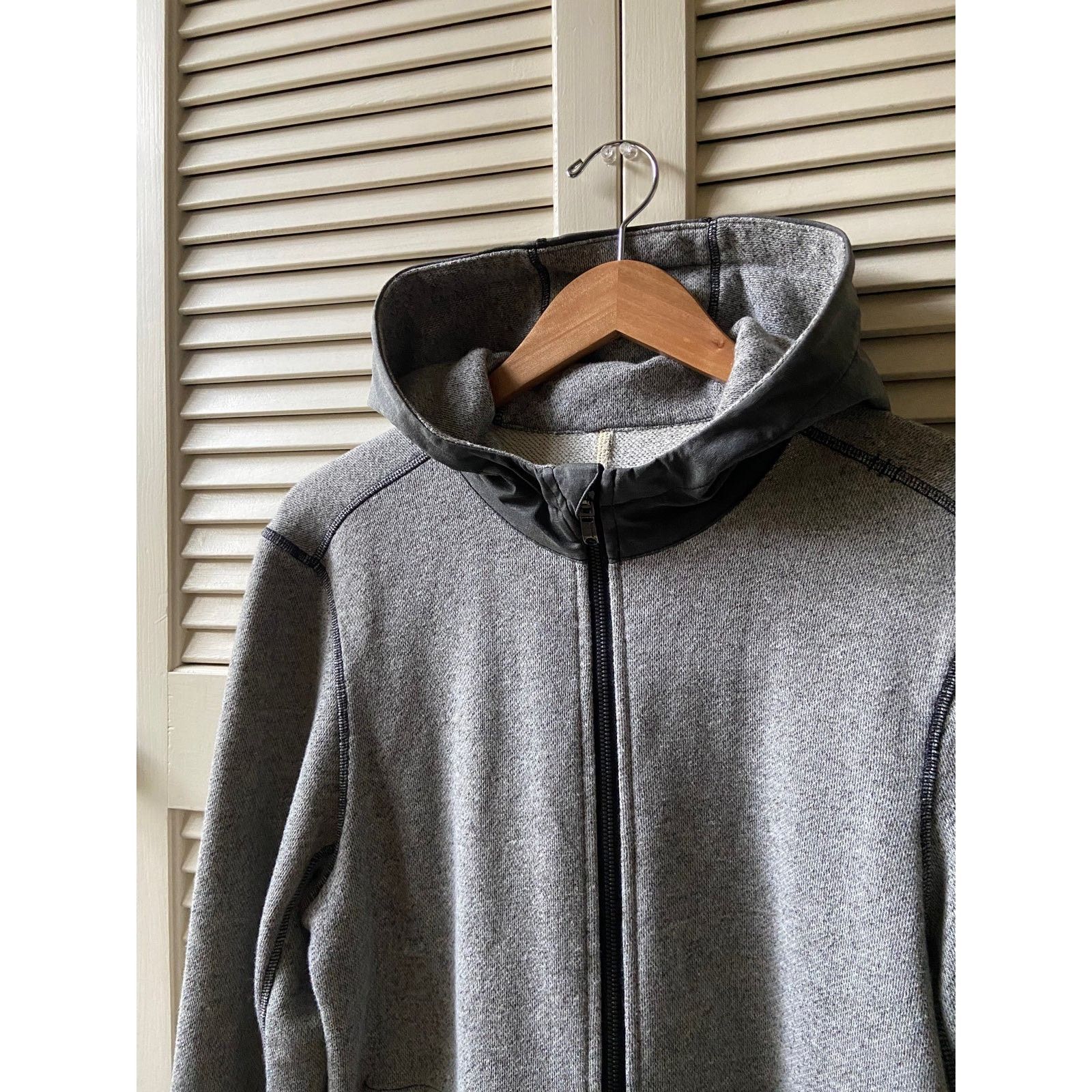 Lululemon LuluLemon Full Zip Grey Hoodie Sweatshirt Jacket Size M Size US M / EU 48-50 / 2 - 2 Thumbnail